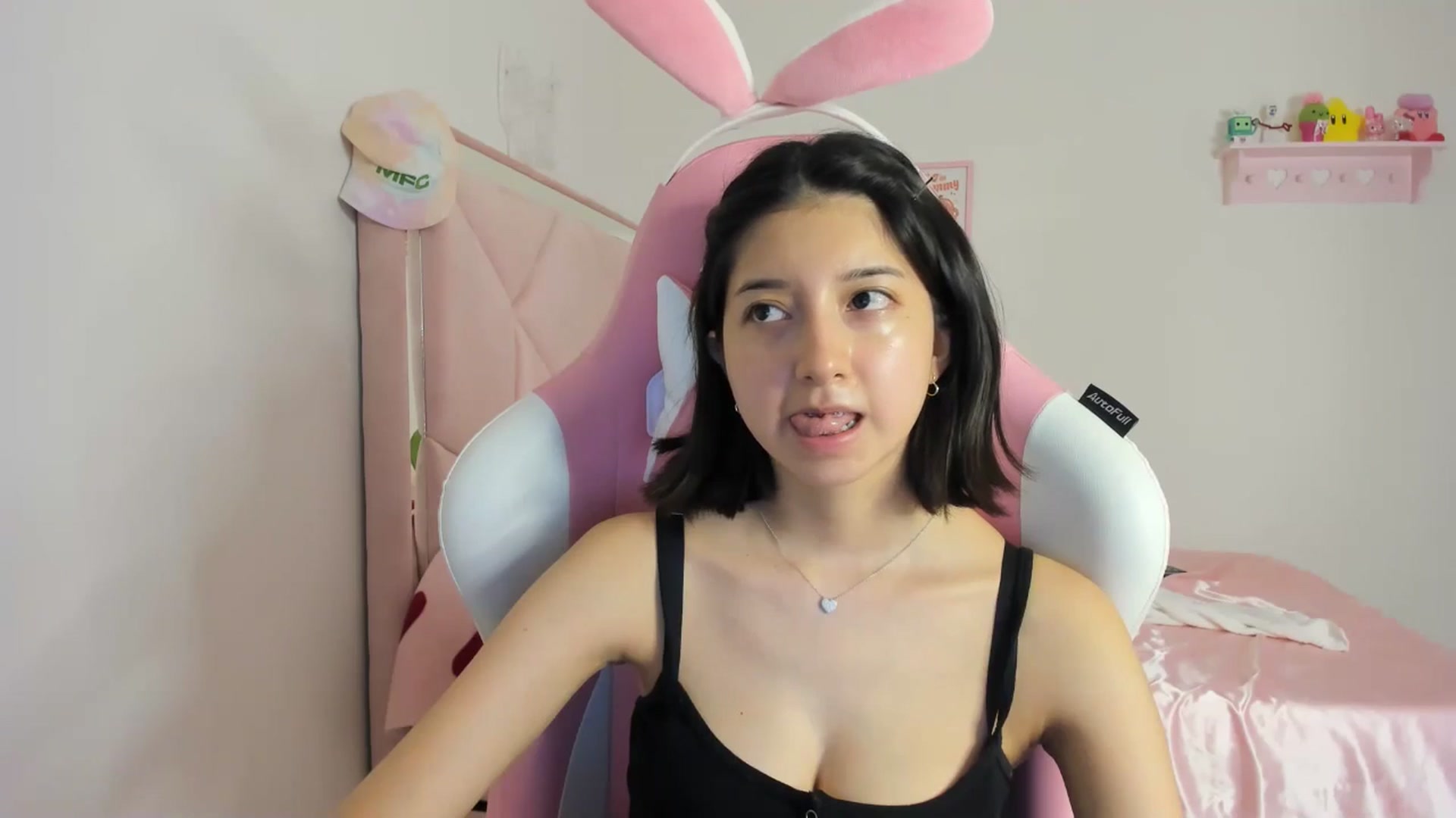 Gallery image thumbnail from Cherrycute666's myfreecams stream on, 05/05/2024, 07:07 image 2 of 20