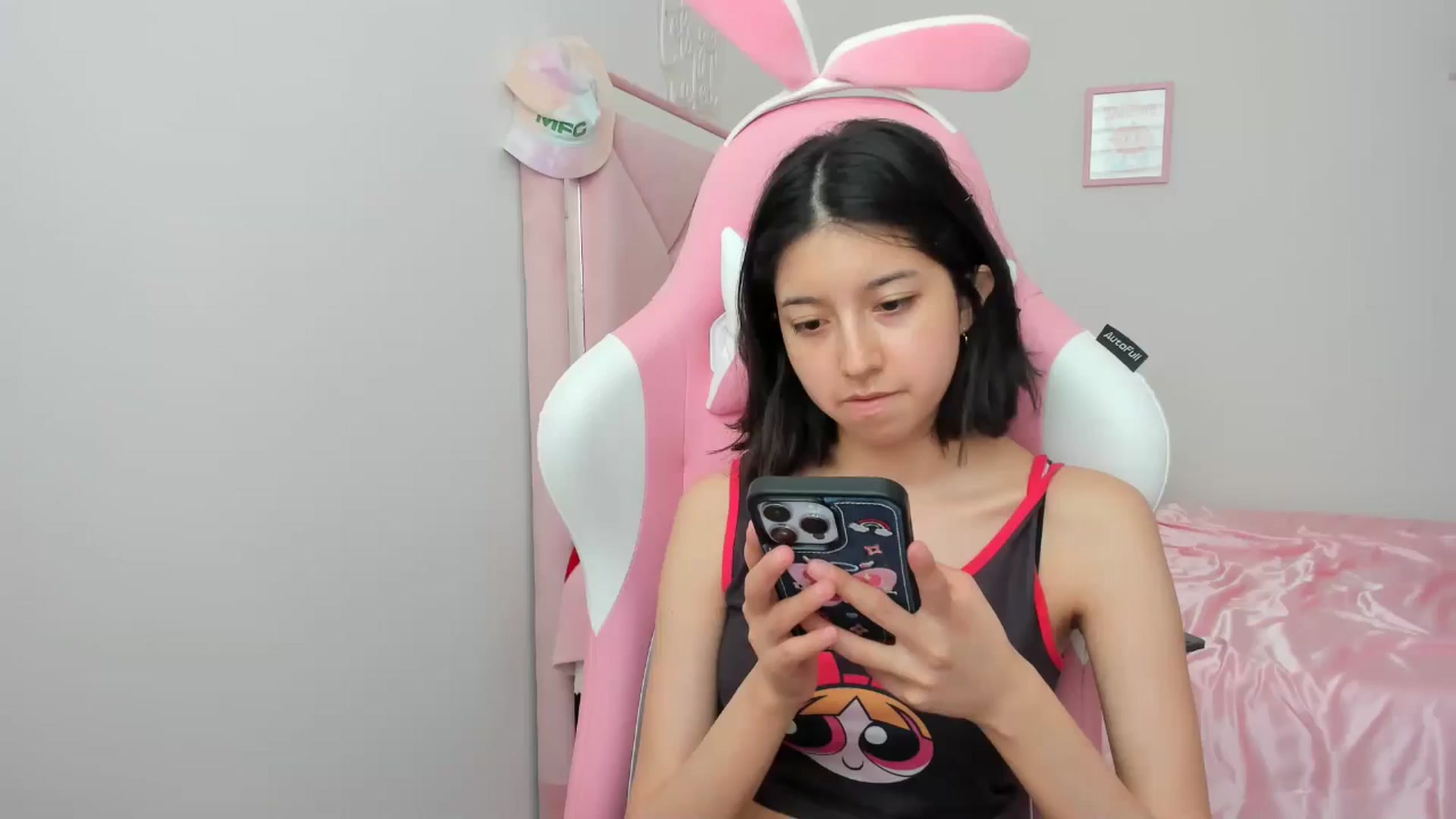Gallery image thumbnail from Cherrycute666's myfreecams stream on, 05/05/2024, 22:09 image 1 of 20