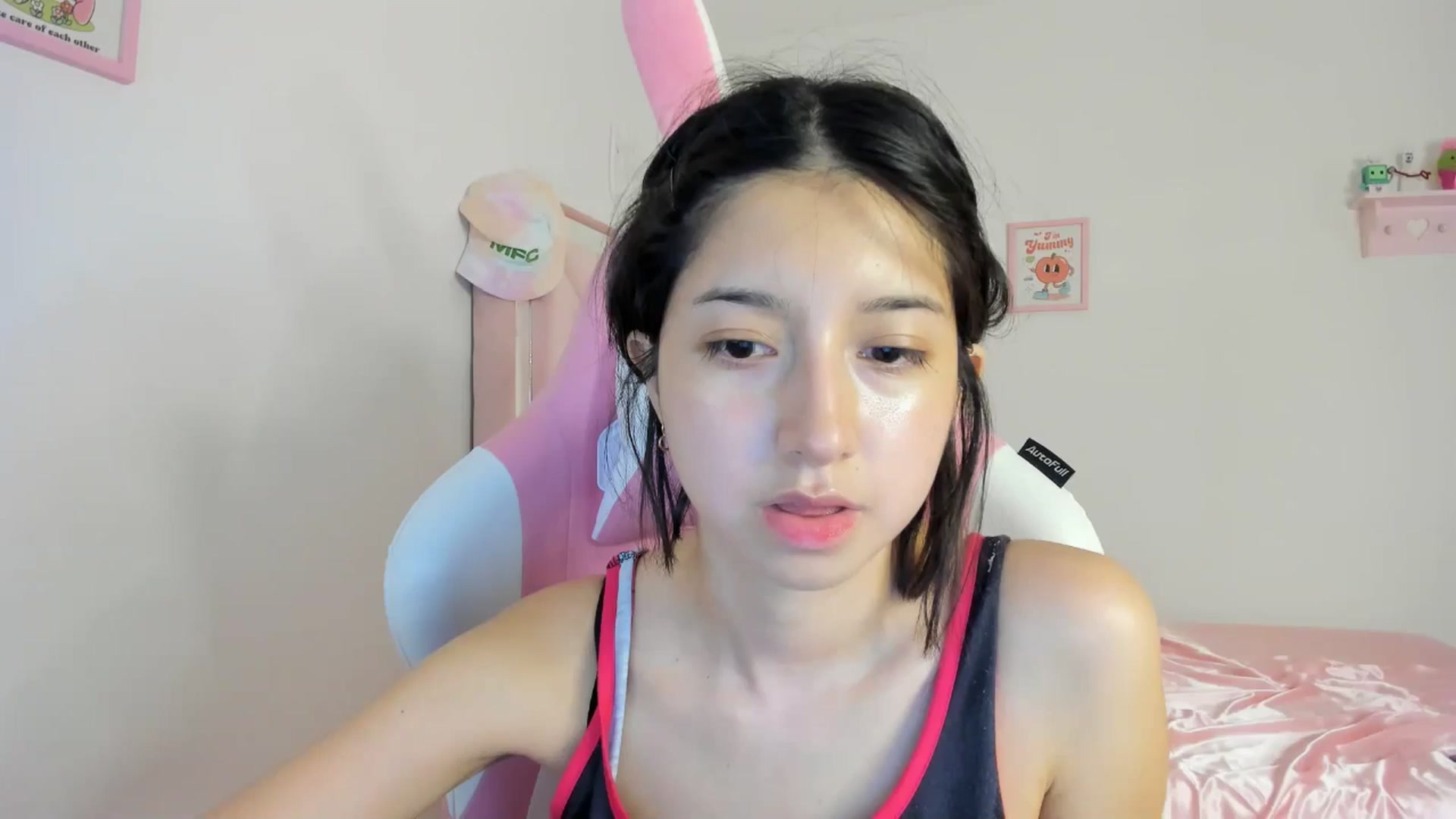 Gallery image thumbnail from Cherrycute666's myfreecams stream on, 05/06/2024, 03:40 image 5 of 20