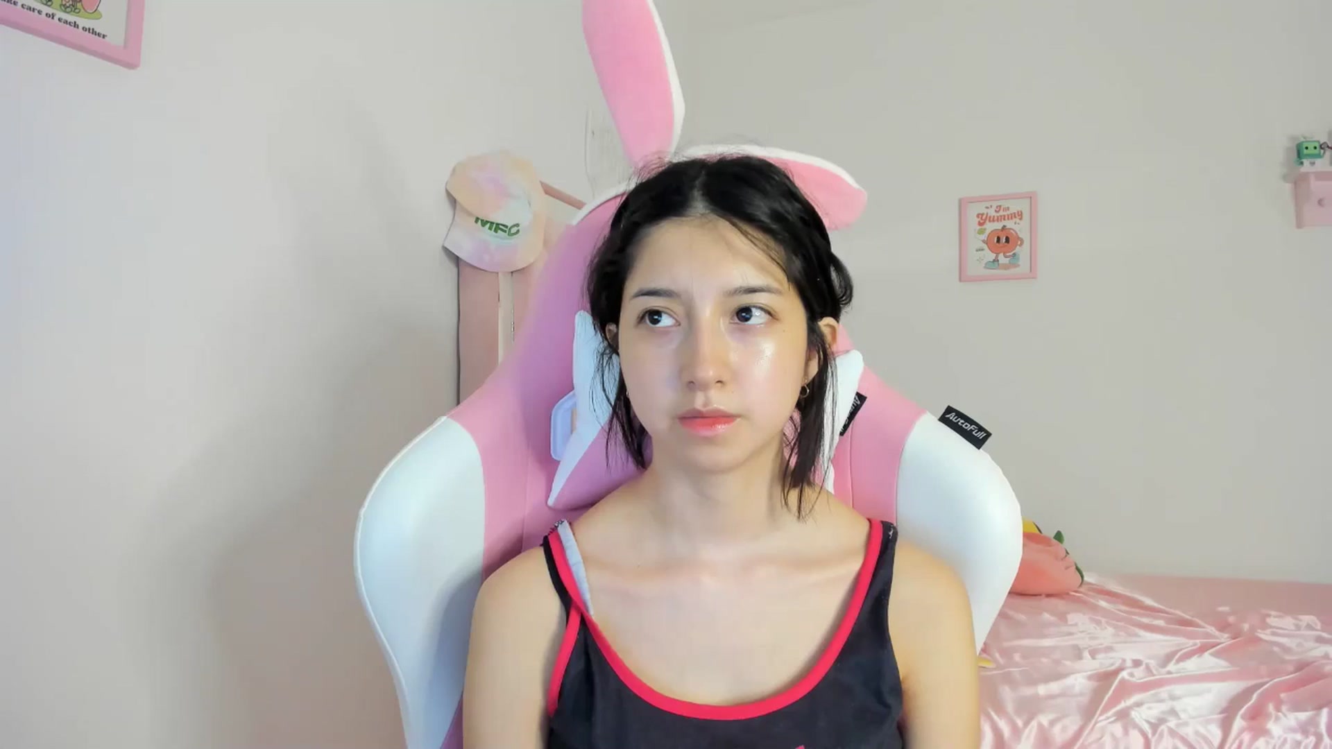 Gallery image thumbnail from Cherrycute666's myfreecams stream on, 05/06/2024, 03:40 image 8 of 20