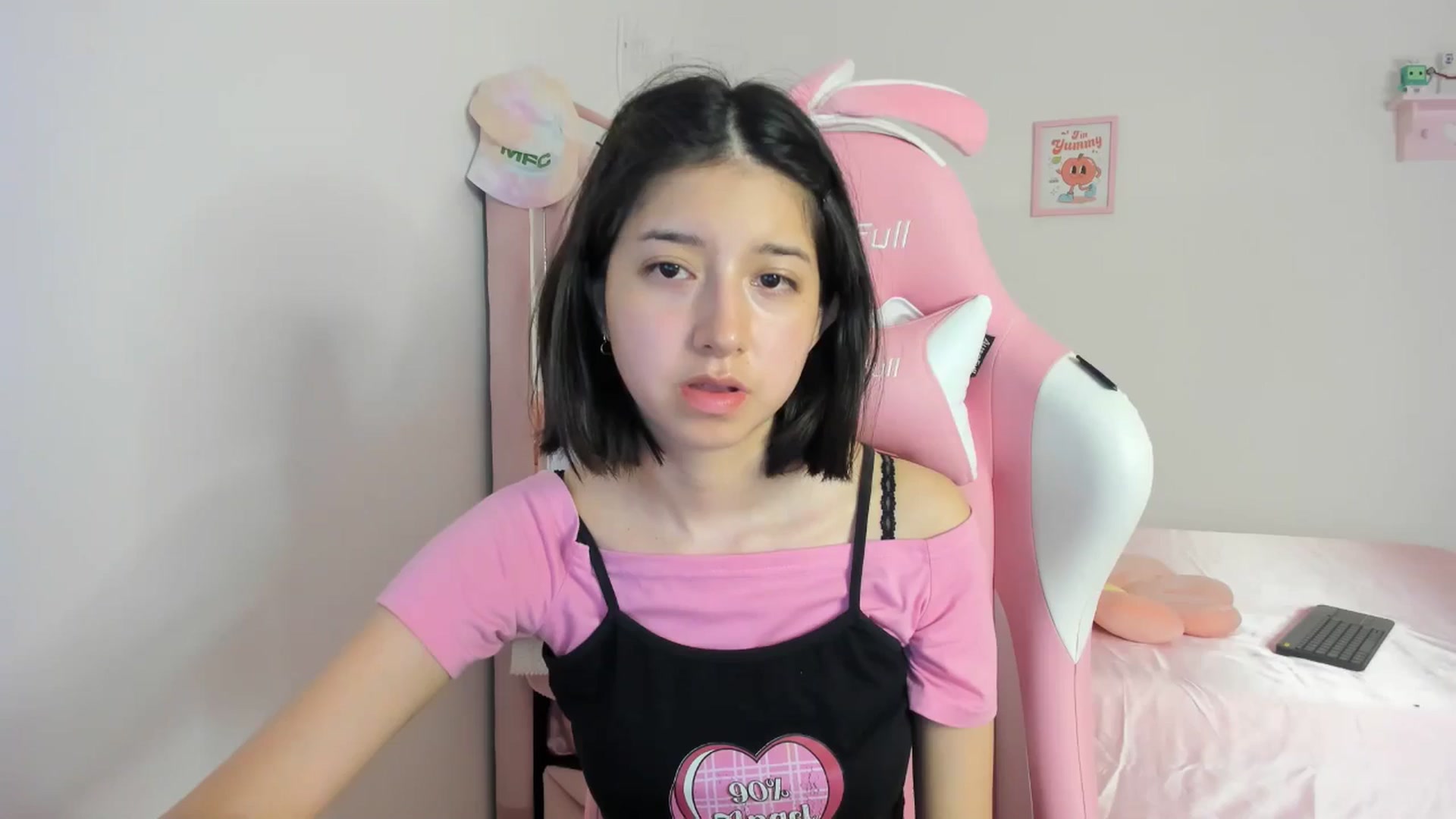 Gallery image thumbnail from Cherrycute666's myfreecams stream on, 05/07/2024, 04:15 image 4 of 20