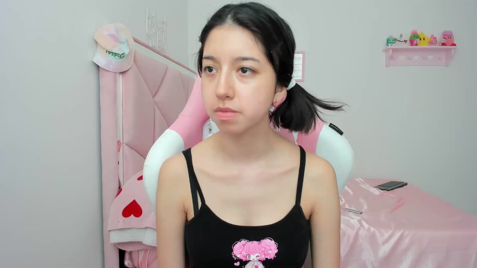 Gallery image thumbnail from Cherrycute666's myfreecams stream on, 05/07/2024, 21:07 image 3 of 20