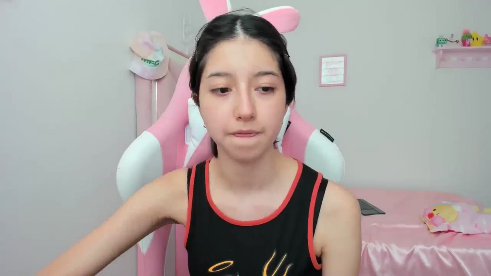 Gallery image thumbnail from Cherrycute666's myfreecams stream on, 05/08/2024, 20:59 image 9 of 20