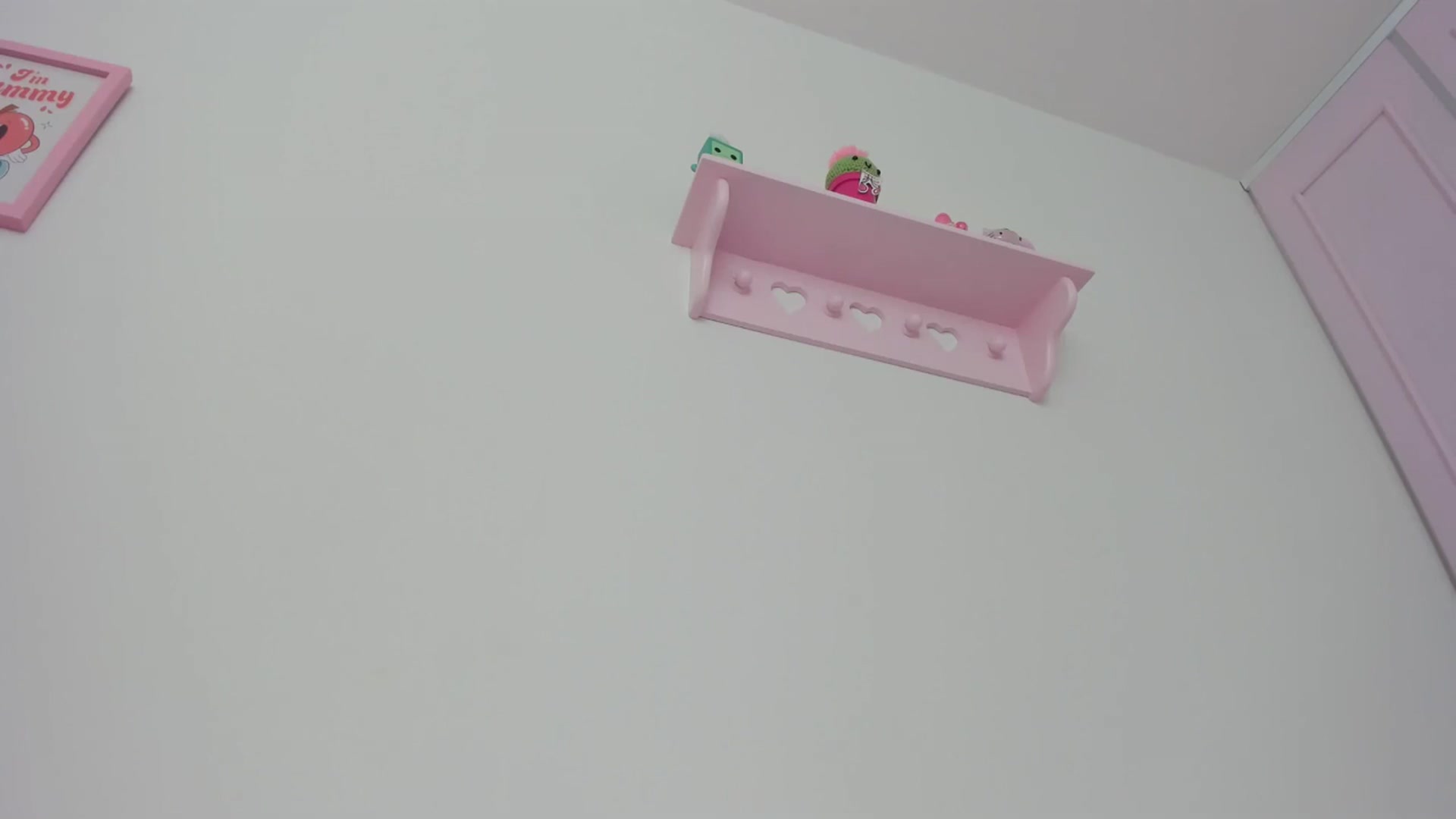 Gallery image thumbnail from Cherrycute666's myfreecams stream on, 05/08/2024, 22:30 image 10 of 20