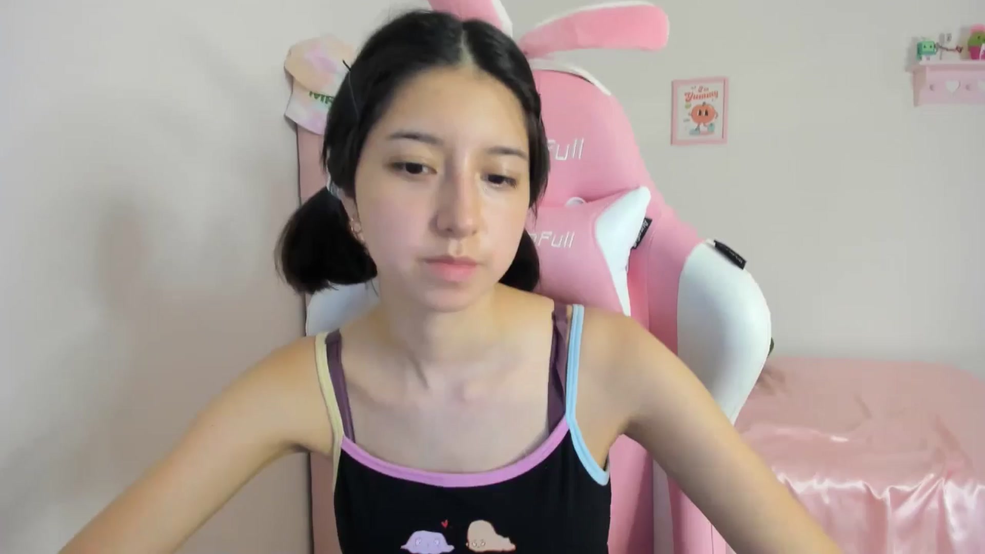 Gallery image thumbnail from Cherrycute666's myfreecams stream on, 05/10/2024, 05:21 image 19 of 20