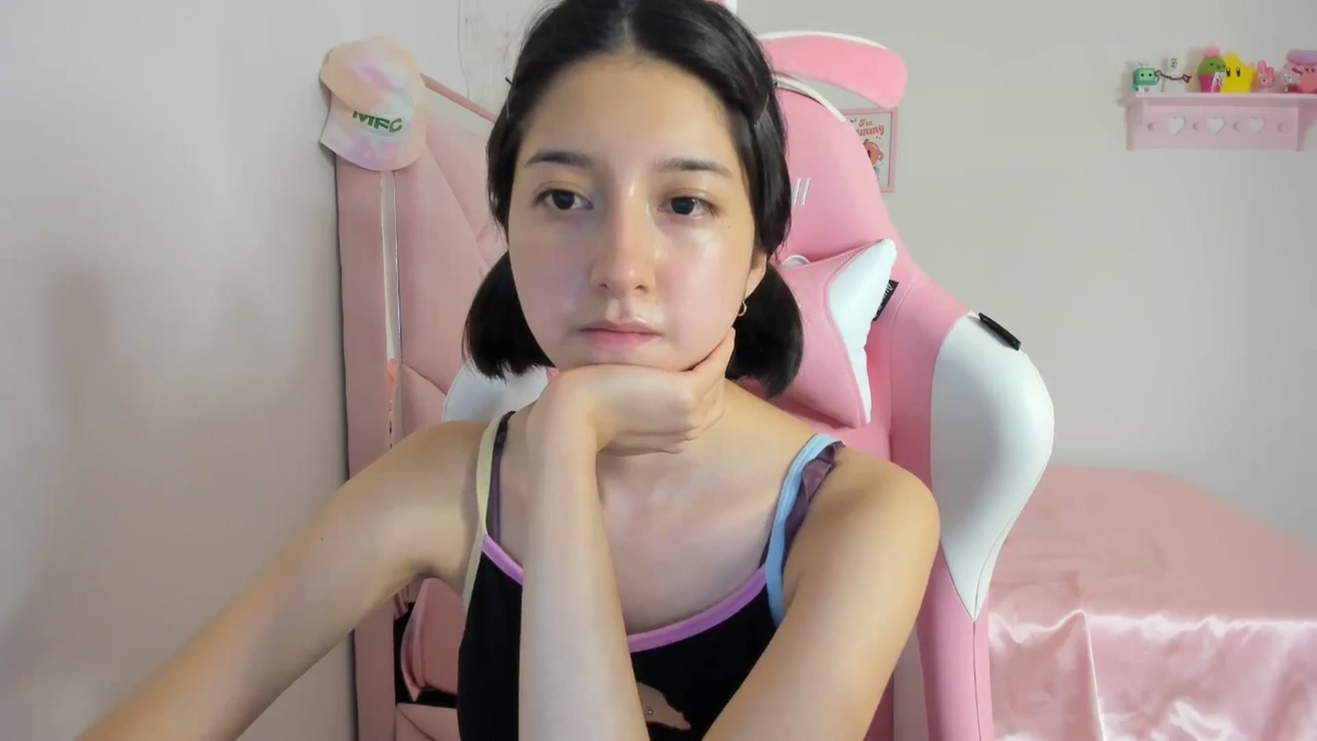 Gallery image thumbnail from Cherrycute666's myfreecams stream on, 05/10/2024, 05:21 image 11 of 20
