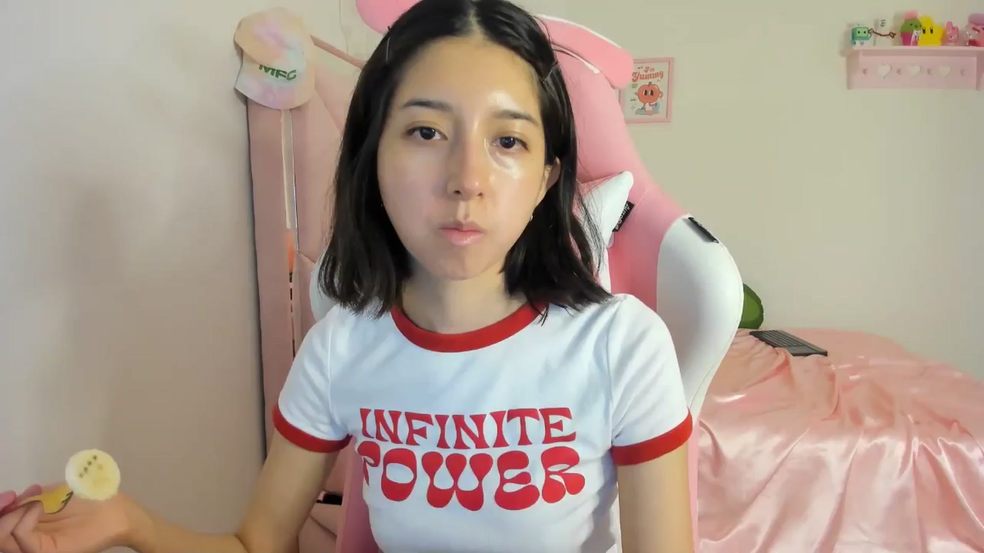 Gallery image thumbnail from Cherrycute666's myfreecams stream on, 05/12/2024, 10:10 image 15 of 20