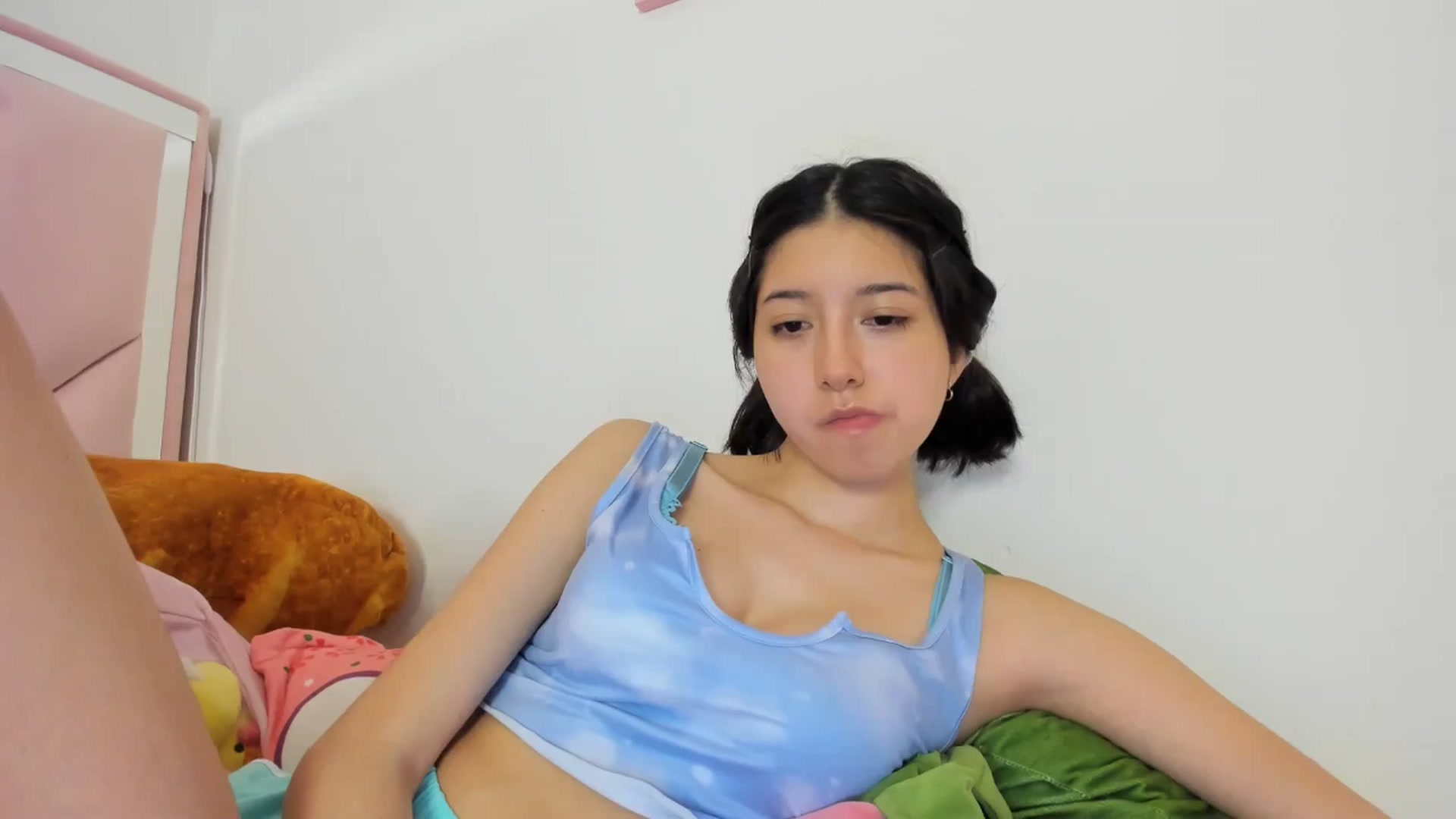 Gallery image thumbnail from Cherrycute666's myfreecams stream on, 05/14/2024, 04:59 image 19 of 20