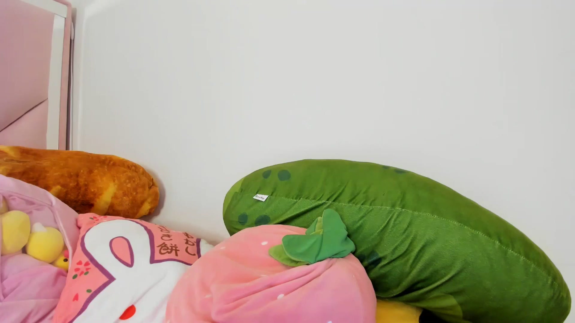 Gallery image thumbnail from Cherrycute666's myfreecams stream on, 05/14/2024, 04:59 image 17 of 20