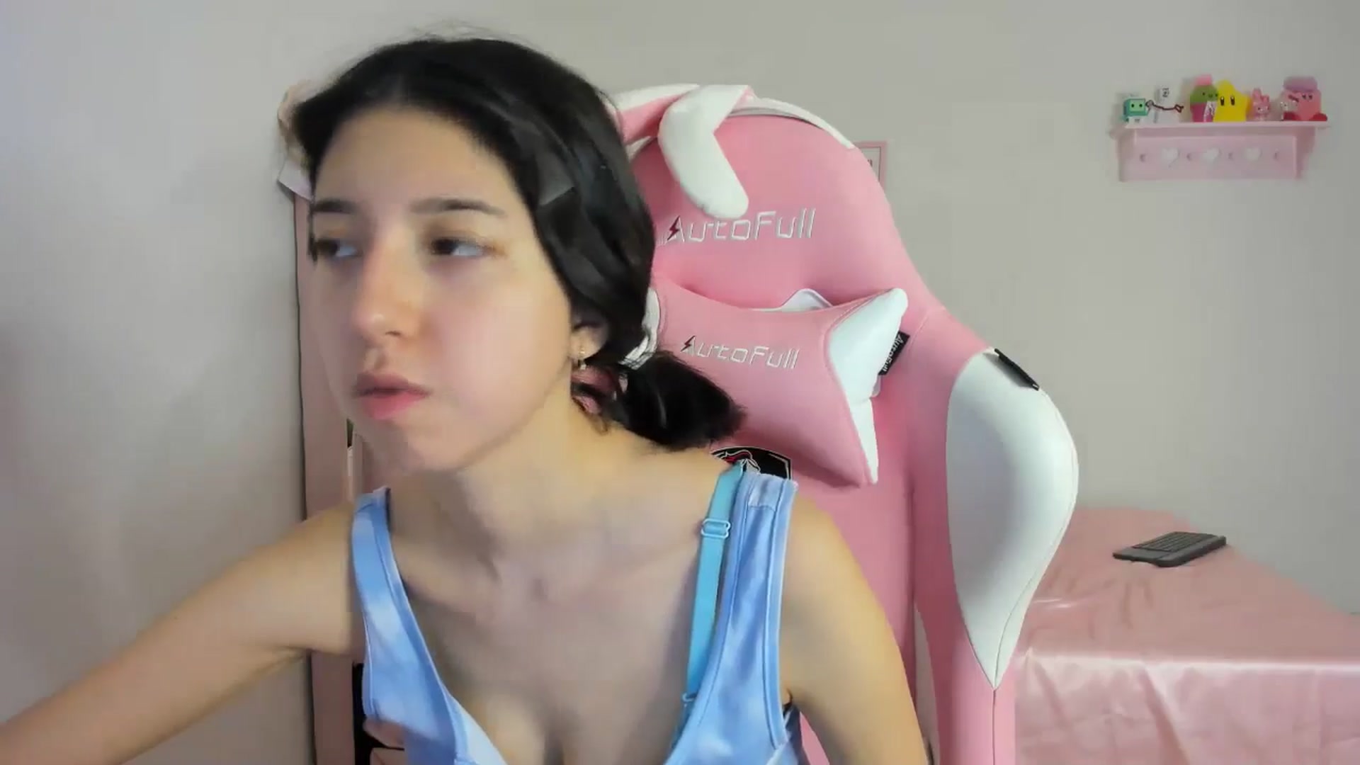 Gallery image thumbnail from Cherrycute666's myfreecams stream on, 05/14/2024, 10:07 image 3 of 20