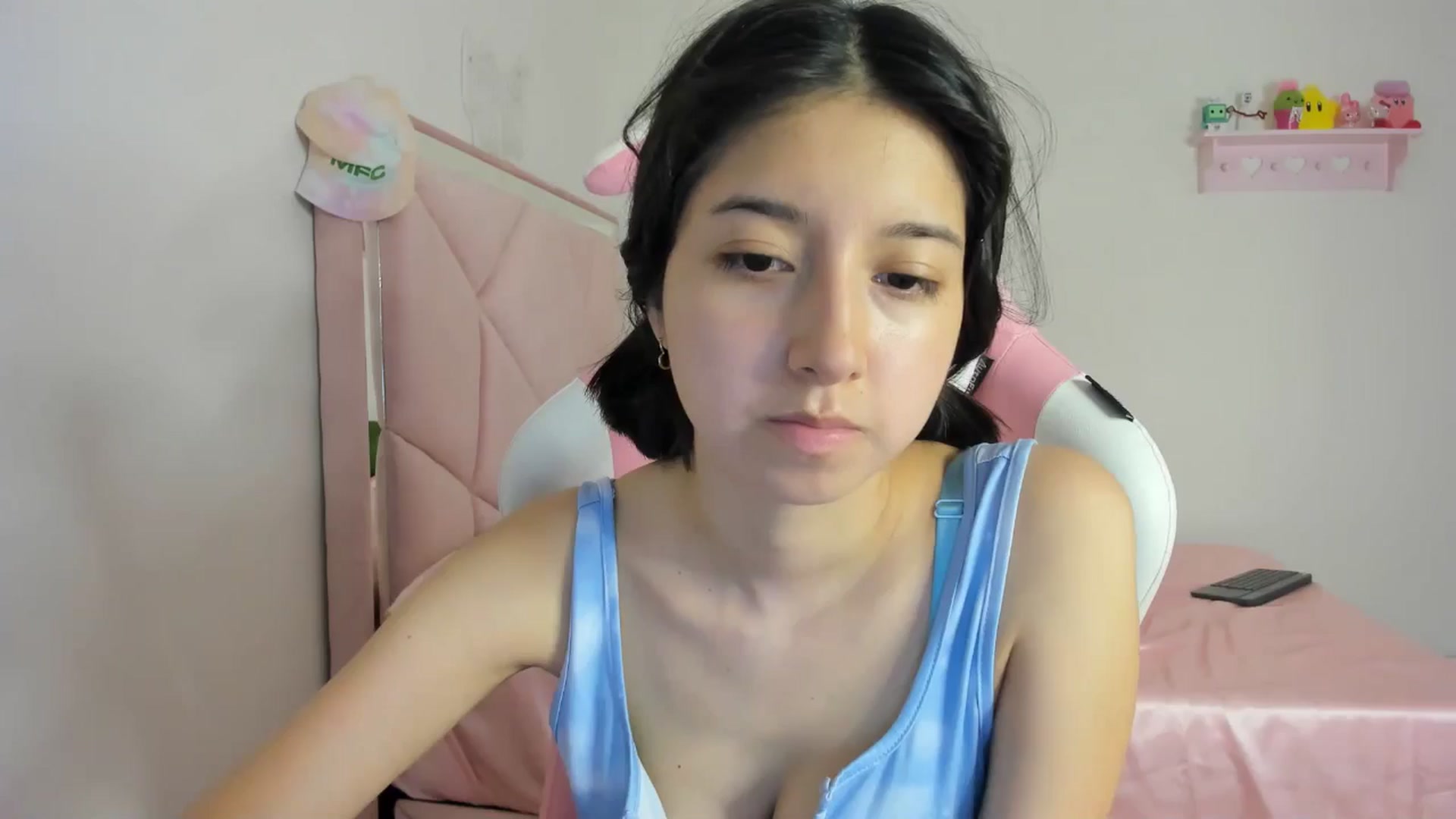 Gallery image thumbnail from Cherrycute666's myfreecams stream on, 05/14/2024, 10:07 image 5 of 20