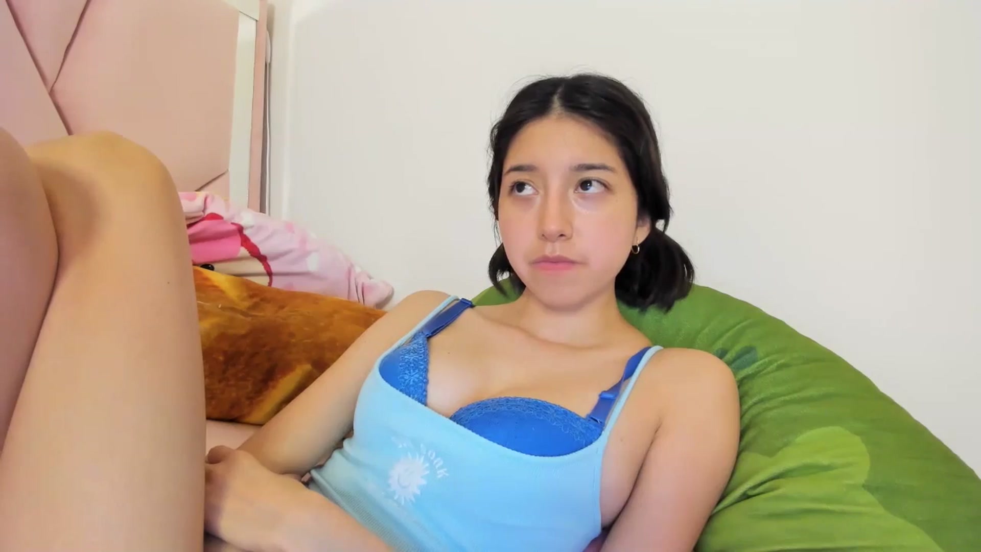 Gallery image thumbnail from Cherrycute666's myfreecams stream on, 05/15/2024, 05:53 image 17 of 20