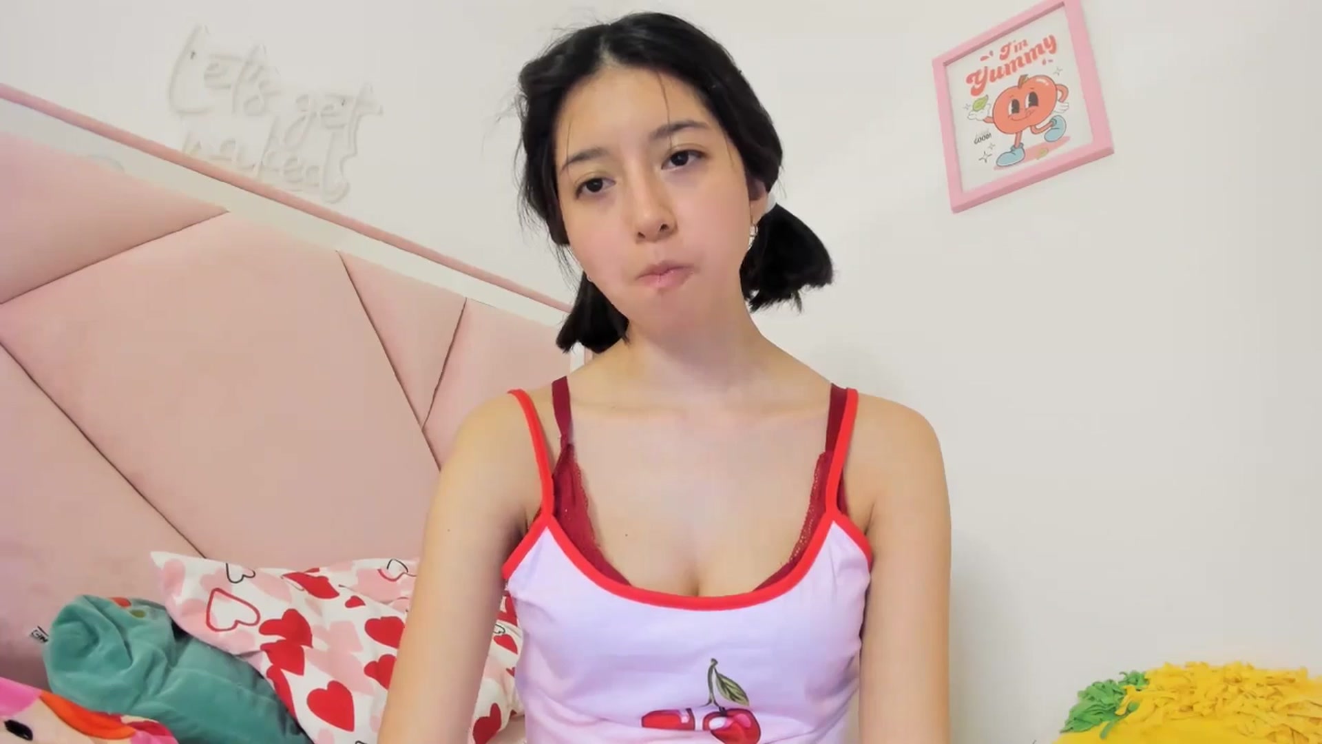 Gallery image thumbnail from Cherrycute666's myfreecams stream on, 05/17/2024, 02:36 image 13 of 20