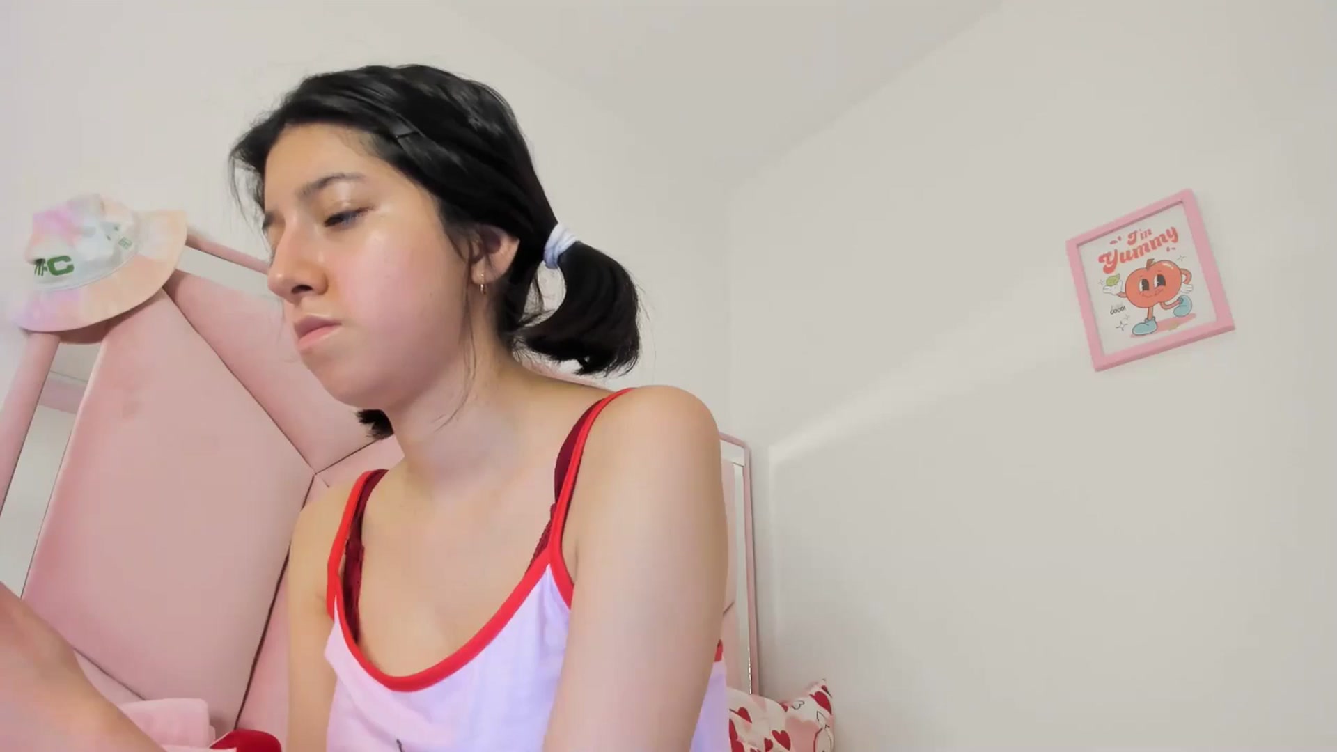 Gallery image thumbnail from Cherrycute666's myfreecams stream on, 05/17/2024, 05:23 image 2 of 20