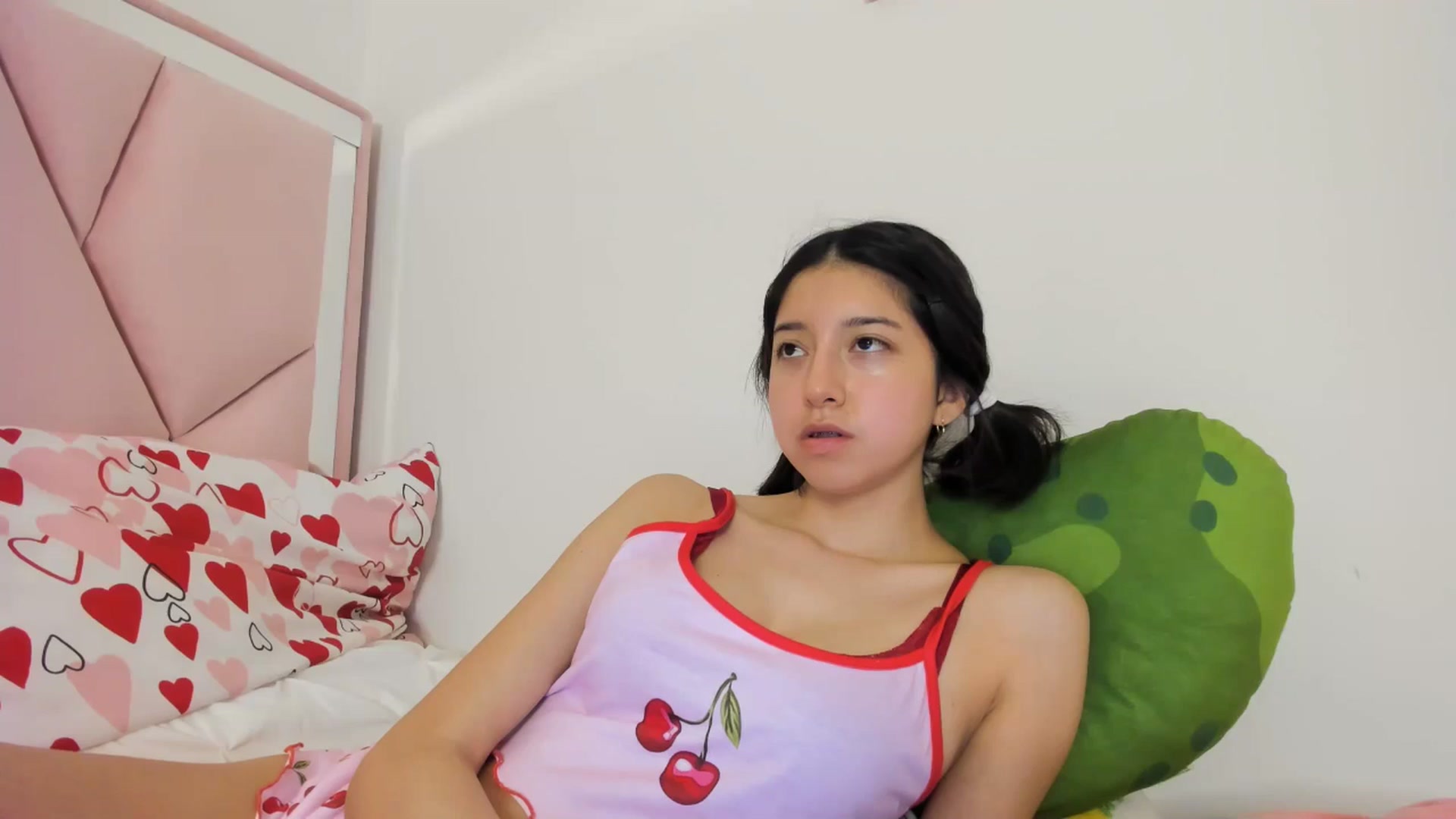 Gallery image thumbnail from Cherrycute666's myfreecams stream on, 05/17/2024, 05:23 image 11 of 20
