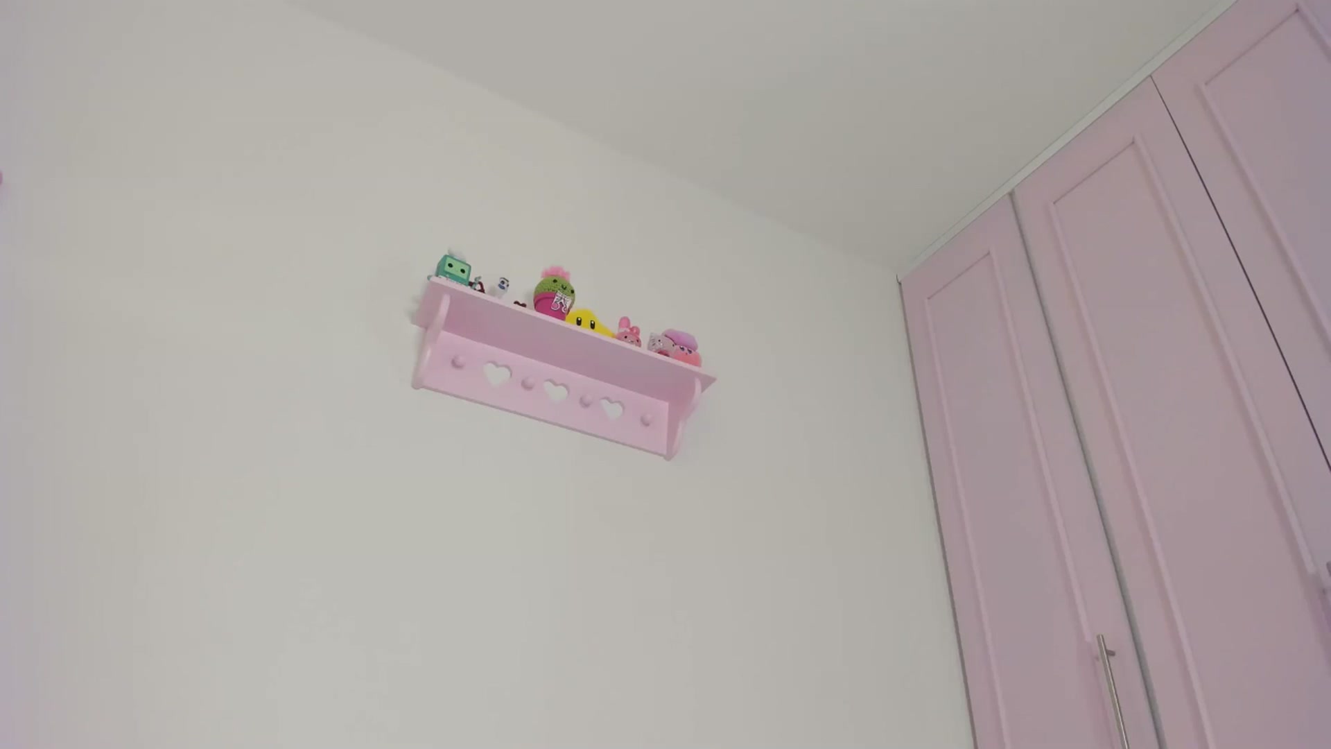 Gallery image thumbnail from Cherrycute666's myfreecams stream on, 05/17/2024, 11:39 image 19 of 20