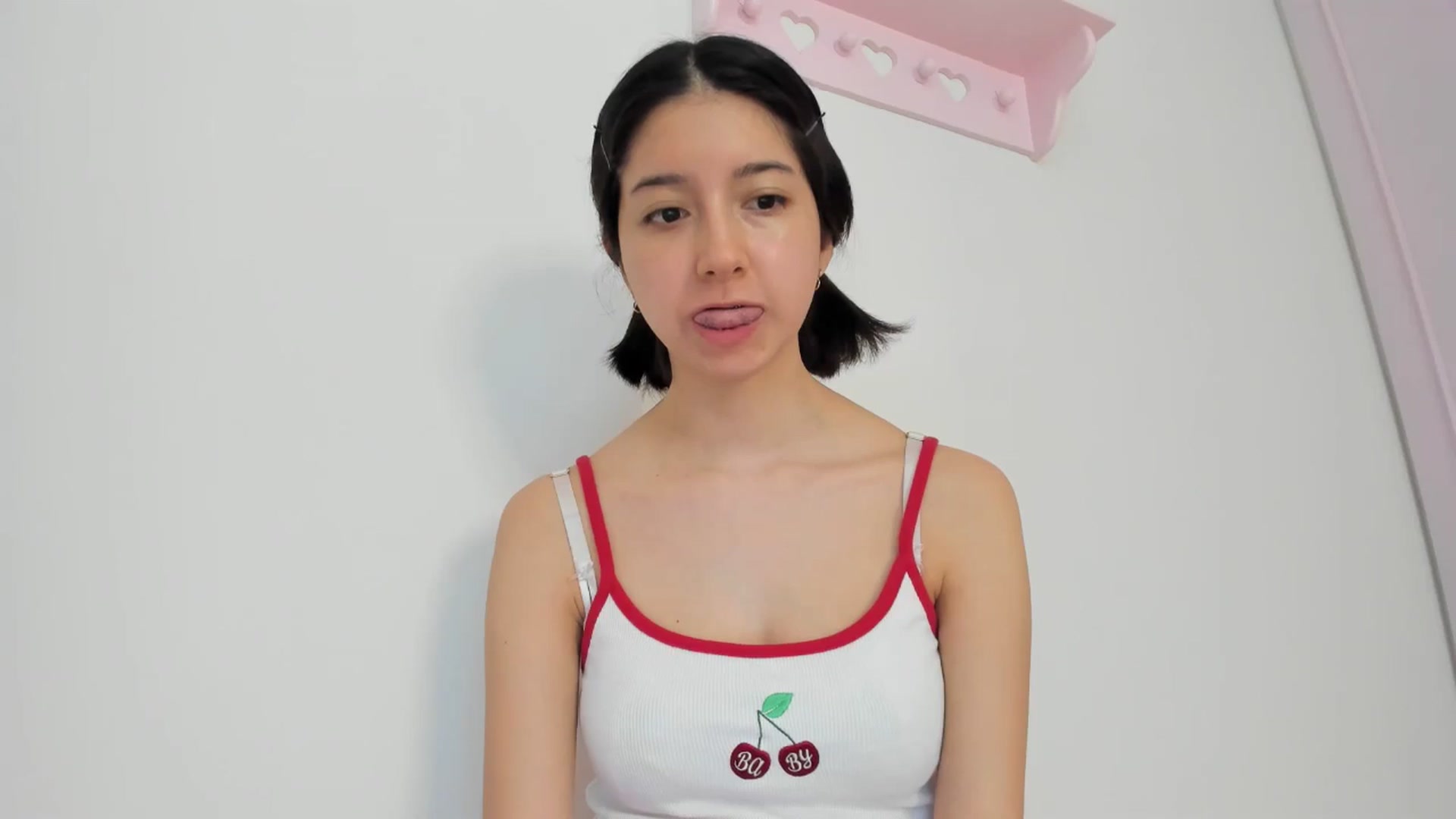 Gallery image thumbnail from Cherrycute666's myfreecams stream on, 05/19/2024, 24:57 image 5 of 20