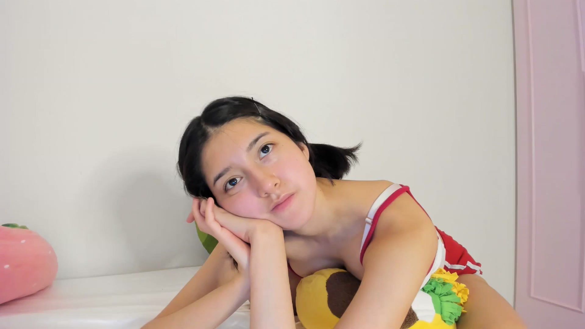 Gallery image thumbnail from Cherrycute666's myfreecams stream on, 05/19/2024, 08:54 image 19 of 20