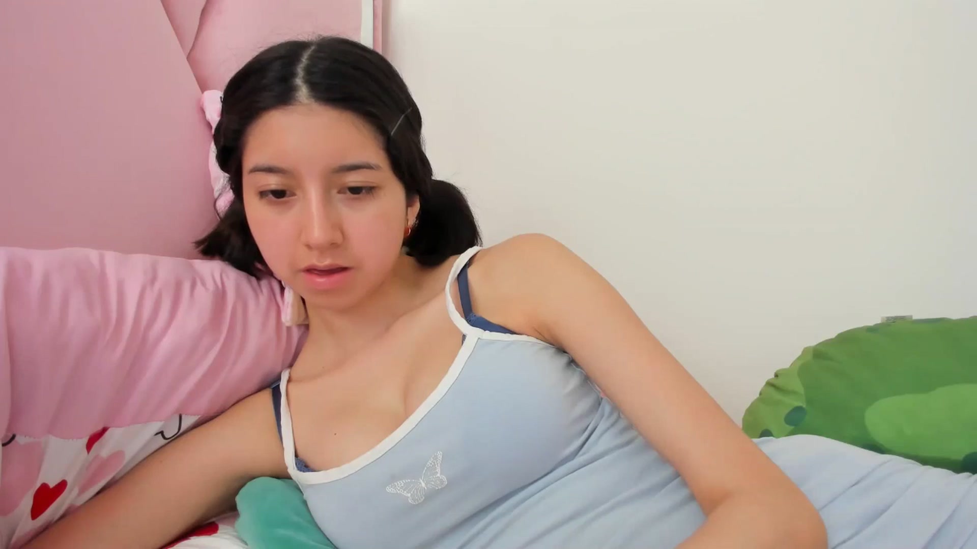 Gallery image thumbnail from Cherrycute666's myfreecams stream on, 05/21/2024, 22:19 image 9 of 20