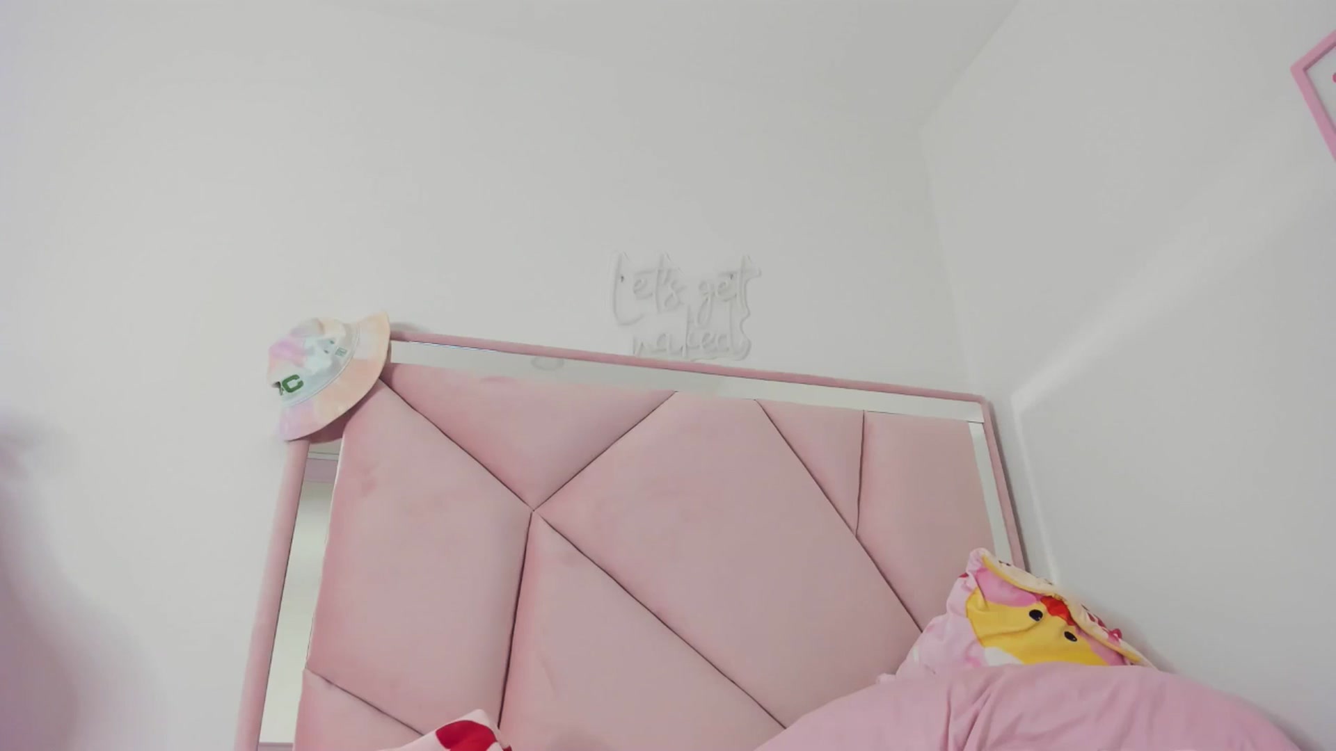 Gallery image thumbnail from Cherrycute666's myfreecams stream on, 05/22/2024, 01:49 image 1 of 20