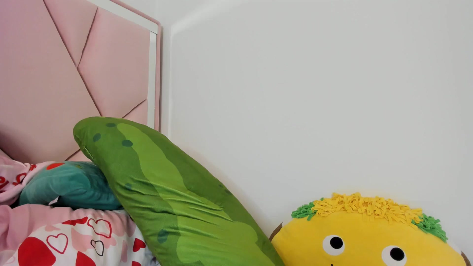 Gallery image thumbnail from Cherrycute666's myfreecams stream on, 05/23/2024, 06:59 image 6 of 20