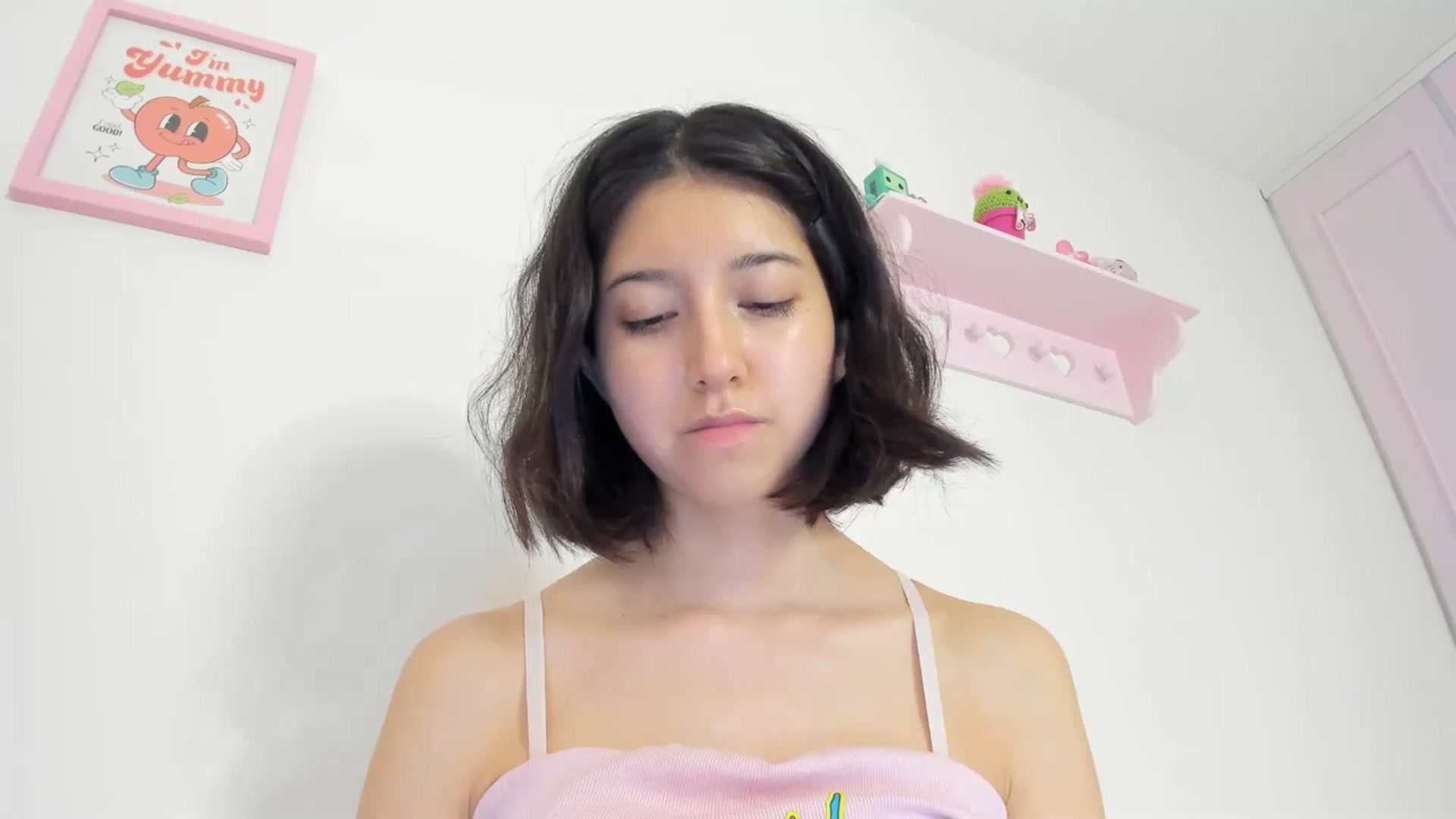 Gallery image thumbnail from Cherrycute666's myfreecams stream on, 05/23/2024, 08:45 image 3 of 20
