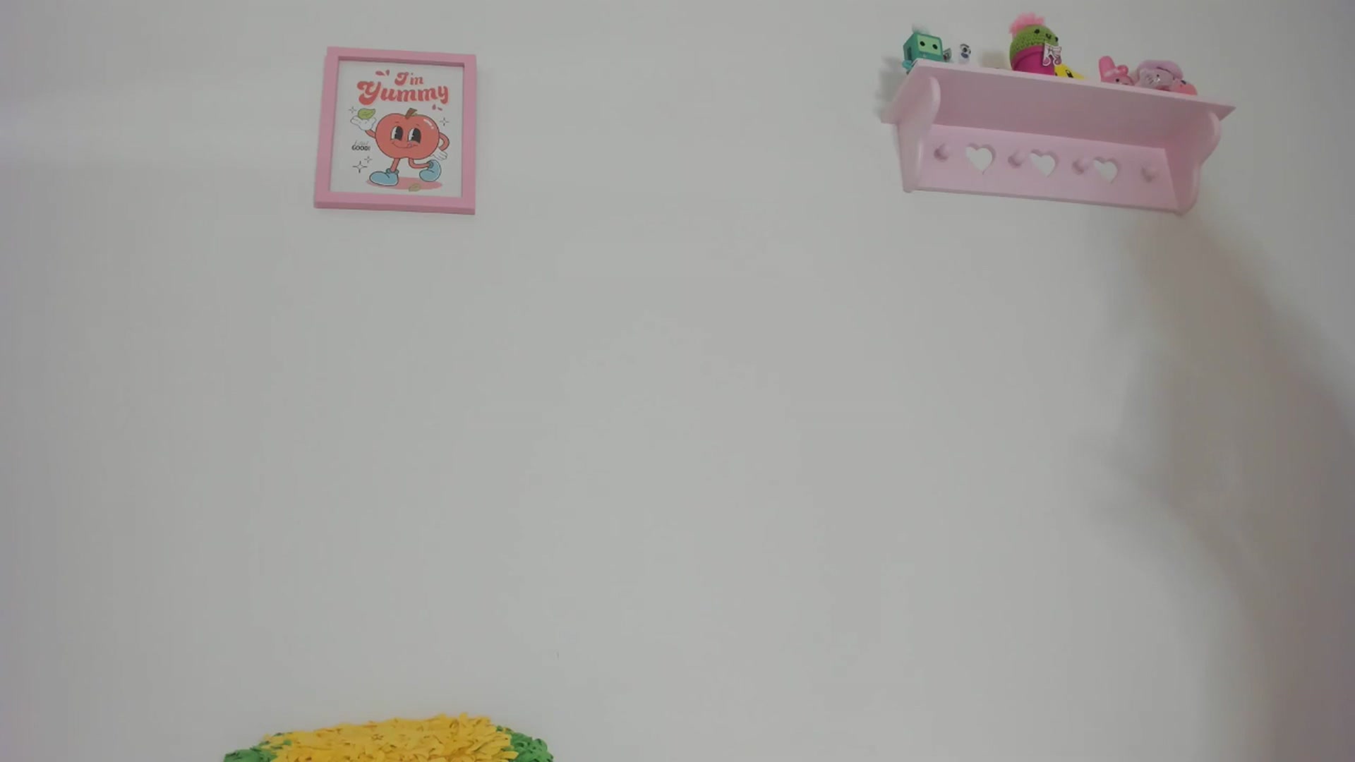 Gallery image thumbnail from Cherrycute666's myfreecams stream on, 05/23/2024, 08:45 image 10 of 20