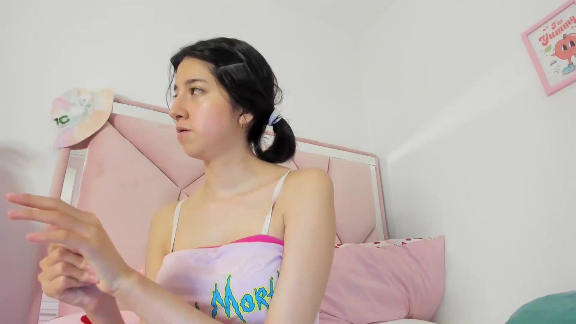 Gallery image thumbnail from Cherrycute666's myfreecams stream on, 05/24/2024, 09:09 image 2 of 20