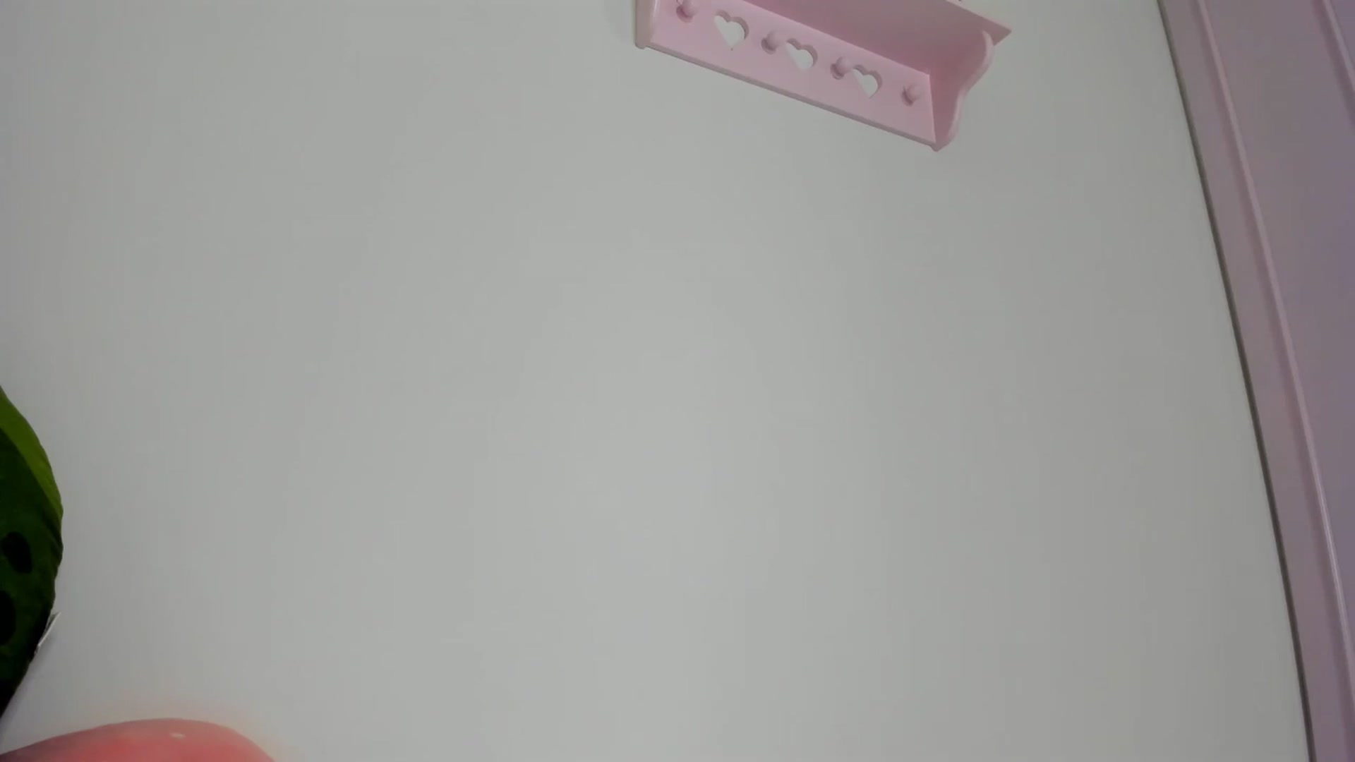 Gallery image thumbnail from Cherrycute666's myfreecams stream on, 05/25/2024, 24:40 image 11 of 20