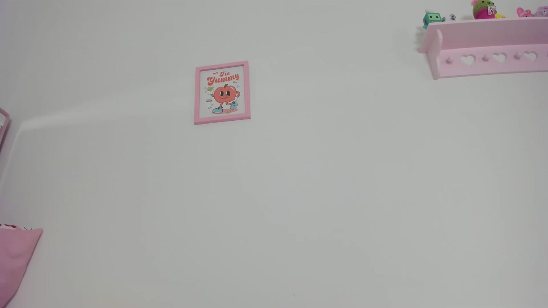 Gallery image thumbnail from Cherrycute666's myfreecams stream on, 05/25/2024, 05:07 image 13 of 20