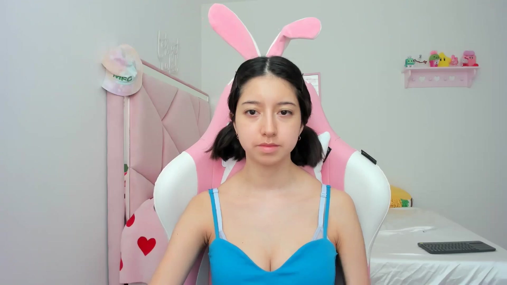 Gallery image thumbnail from Cherrycute666's myfreecams stream on, 05/25/2024, 21:13 image 5 of 20