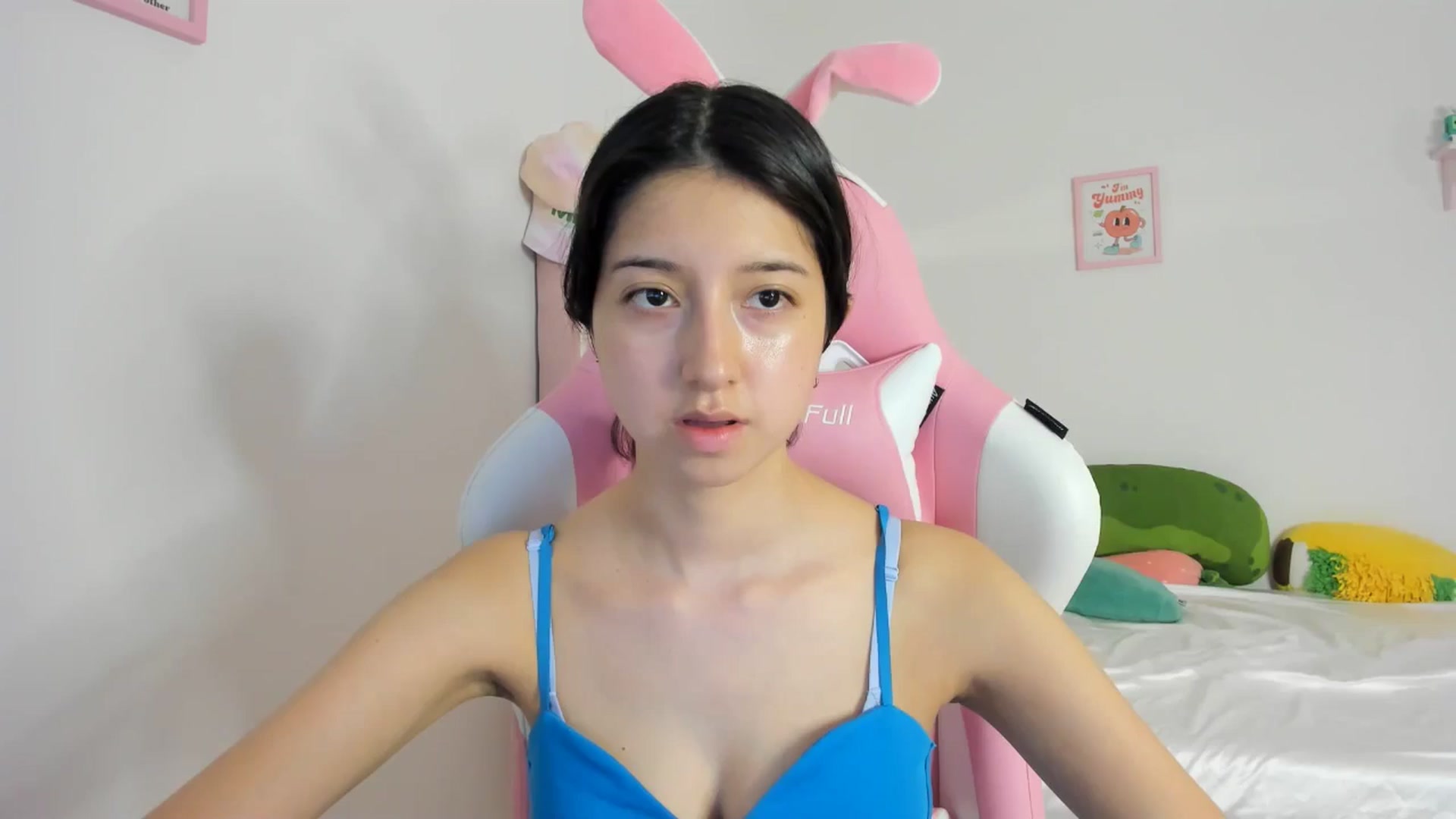 Gallery image thumbnail from Cherrycute666's myfreecams stream on, 05/26/2024, 02:39 image 1 of 20