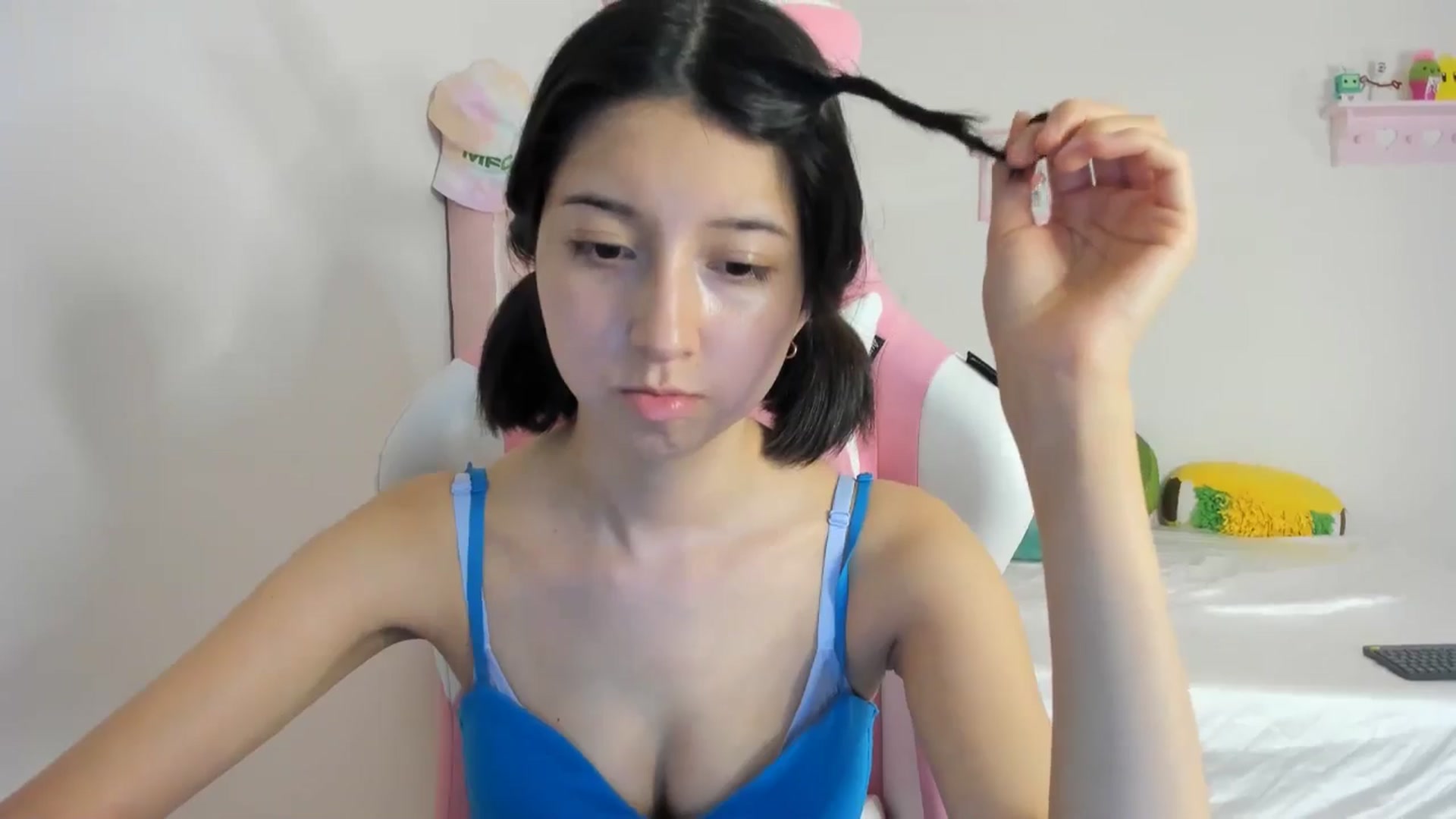 Gallery image thumbnail from Cherrycute666's myfreecams stream on, 05/26/2024, 05:11 image 20 of 20