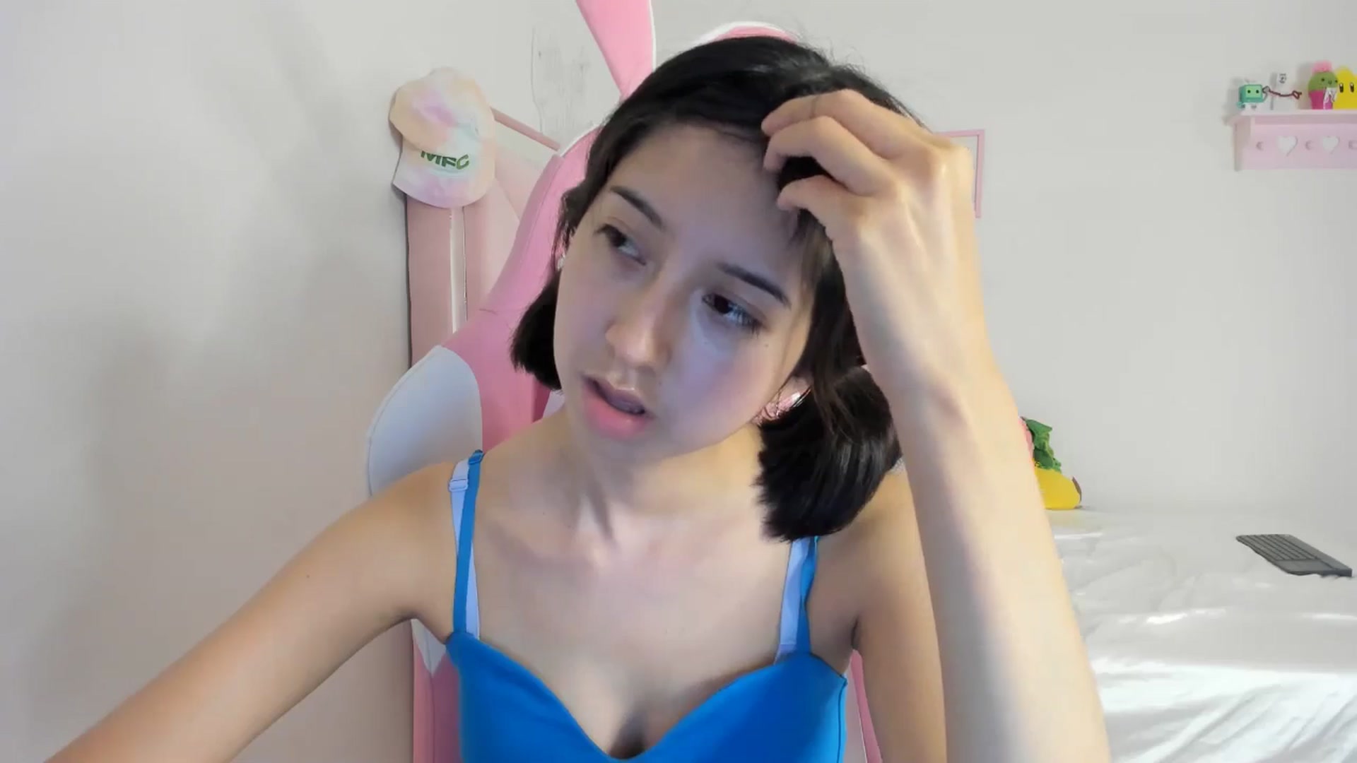 Gallery image thumbnail from Cherrycute666's myfreecams stream on, 05/26/2024, 06:52 image 15 of 20