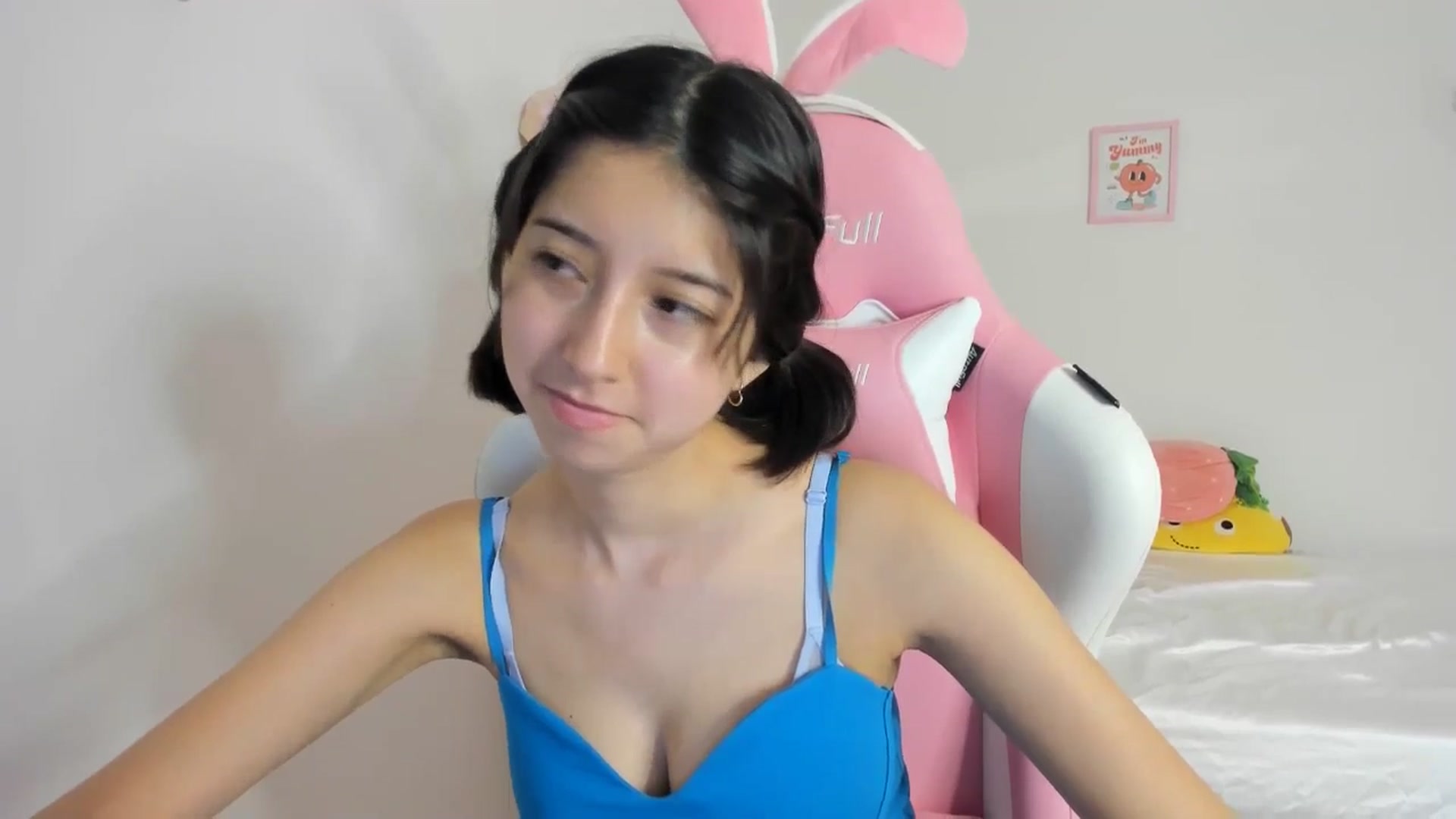 Gallery image thumbnail from Cherrycute666's myfreecams stream on, 05/26/2024, 10:44 image 12 of 20