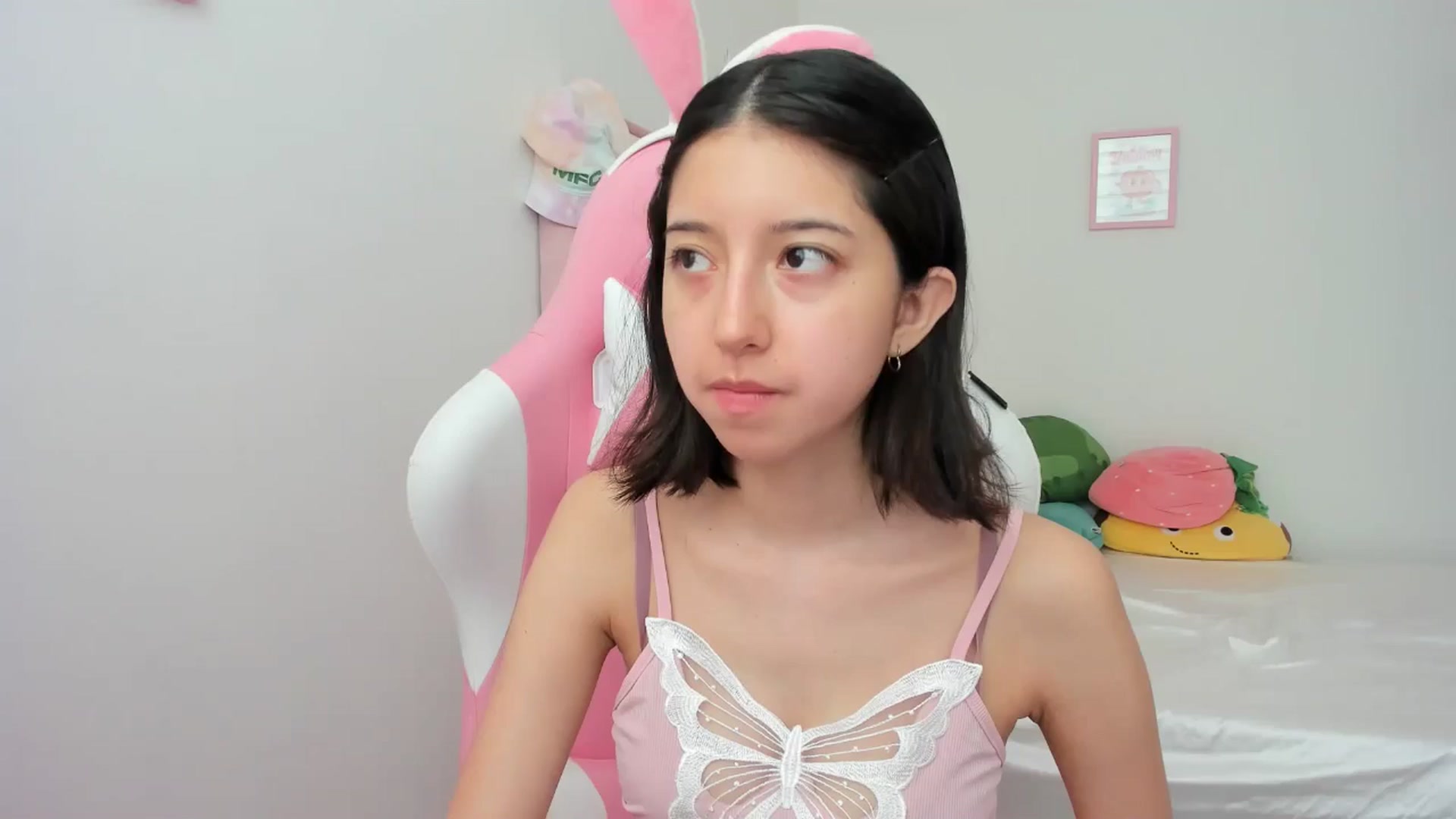 Gallery image thumbnail from Cherrycute666's myfreecams stream on, 05/26/2024, 16:14 image 8 of 20
