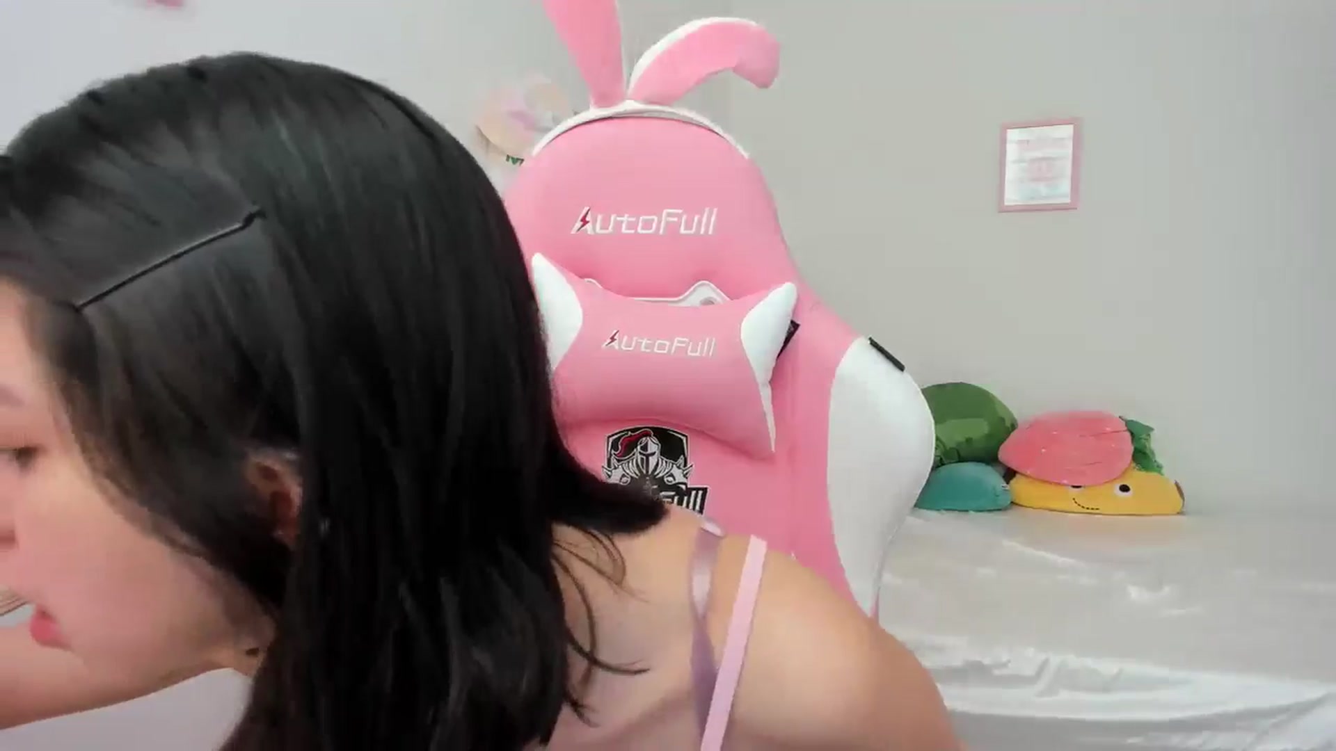 Gallery image thumbnail from Cherrycute666's myfreecams stream on, 05/26/2024, 16:14 image 5 of 20