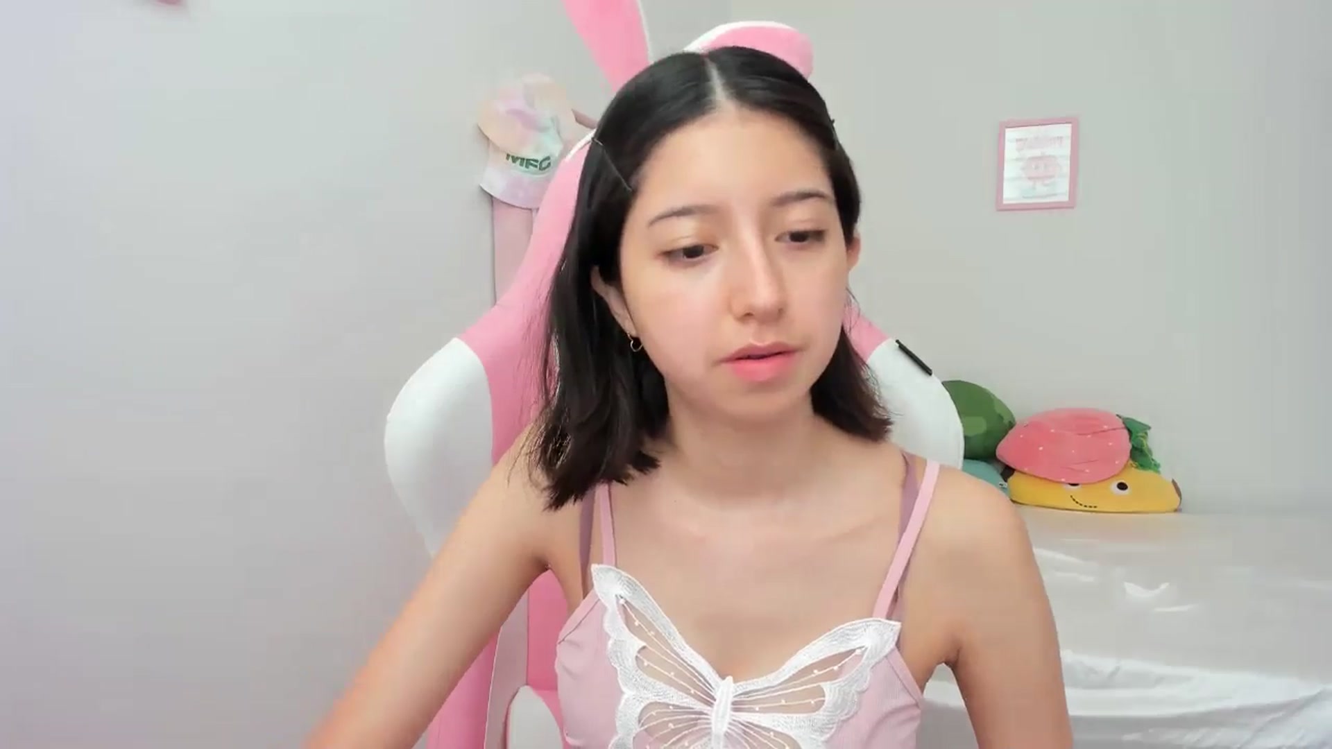 Gallery image thumbnail from Cherrycute666's myfreecams stream on, 05/26/2024, 16:14 image 9 of 20