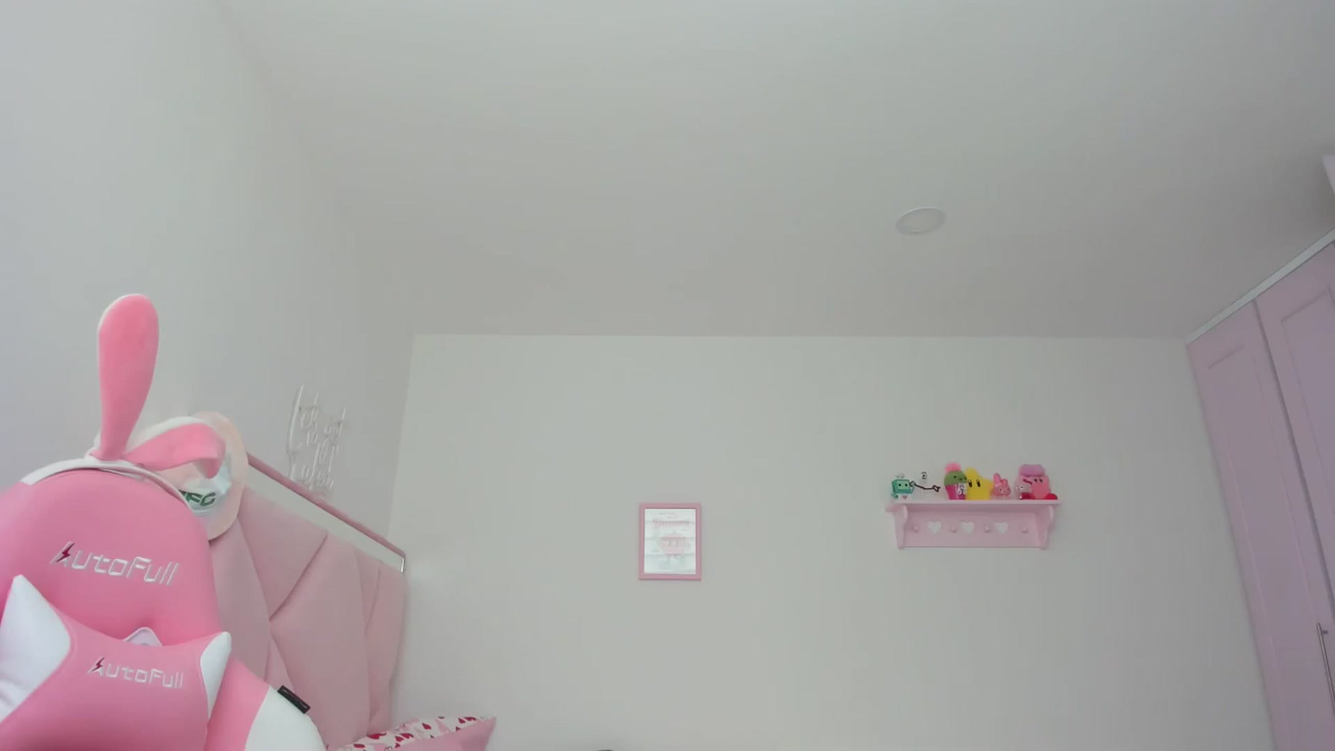 Gallery image thumbnail from Cherrycute666's myfreecams stream on, 05/26/2024, 22:47 image 5 of 20