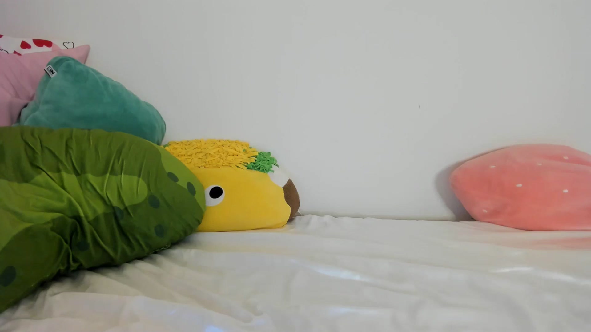 Gallery image thumbnail from Cherrycute666's myfreecams stream on, 05/27/2024, 08:29 image 9 of 20