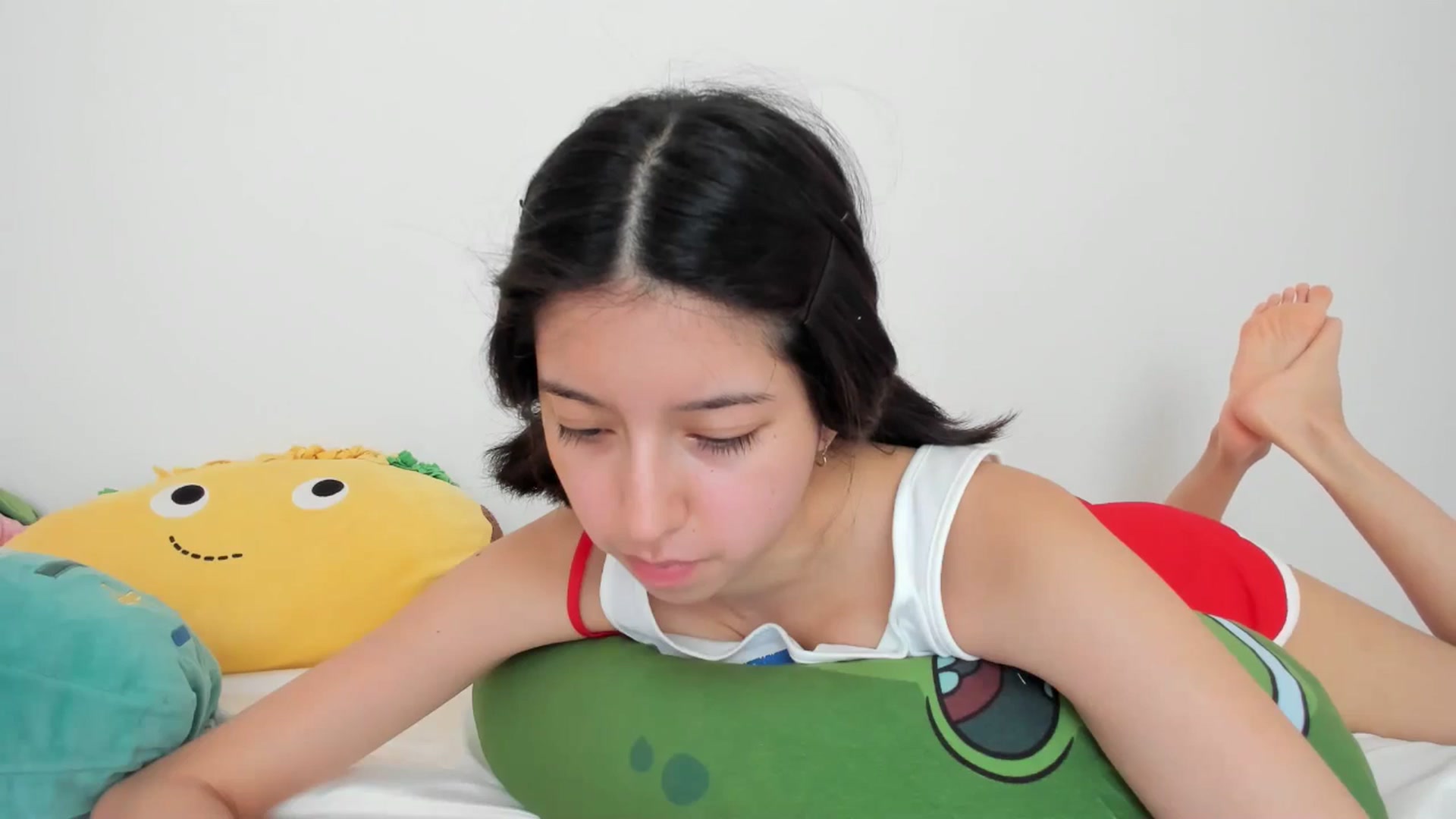 Gallery image thumbnail from Cherrycute666's myfreecams stream on, 05/27/2024, 22:35 image 20 of 20