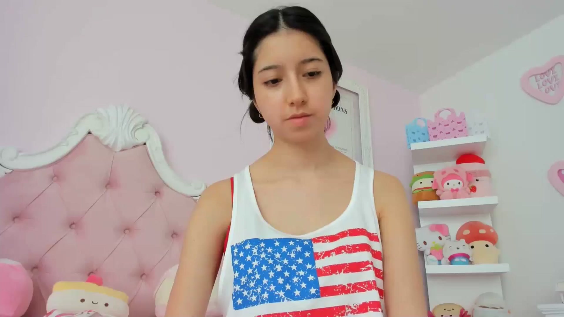 Gallery image thumbnail from Cherrycute666's myfreecams stream on, 05/28/2024, 24:01 image 9 of 20