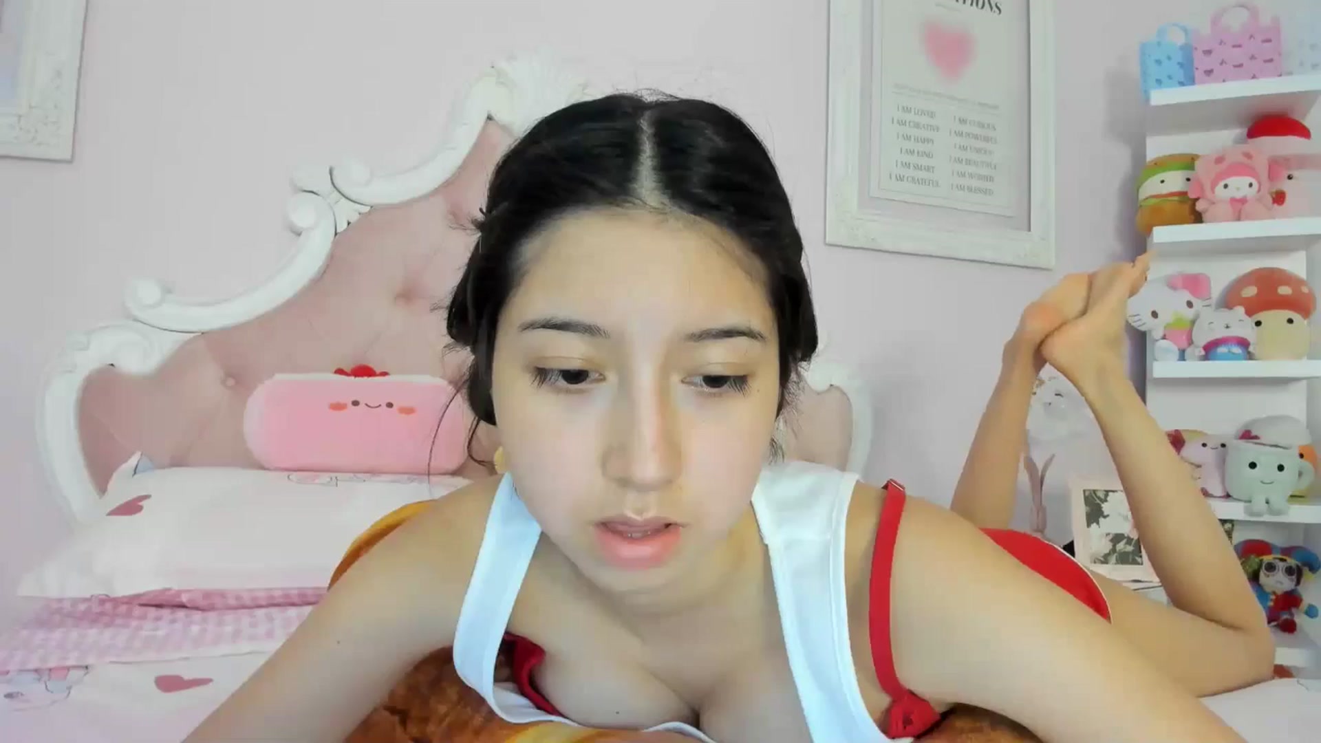 Gallery image thumbnail from Cherrycute666's myfreecams stream on, 05/28/2024, 01:19 image 8 of 20