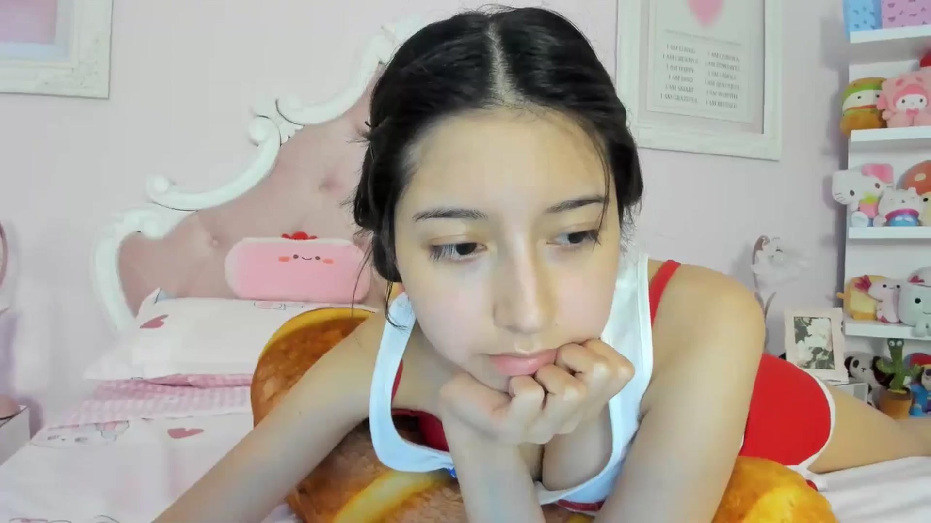 Gallery image thumbnail from Cherrycute666's myfreecams stream on, 05/28/2024, 01:19 image 12 of 20