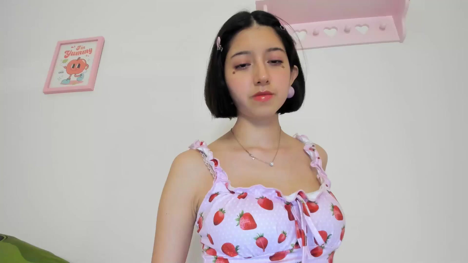 Gallery image thumbnail from Cherrycute666's myfreecams stream on, 05/29/2024, 02:05 image 1 of 20