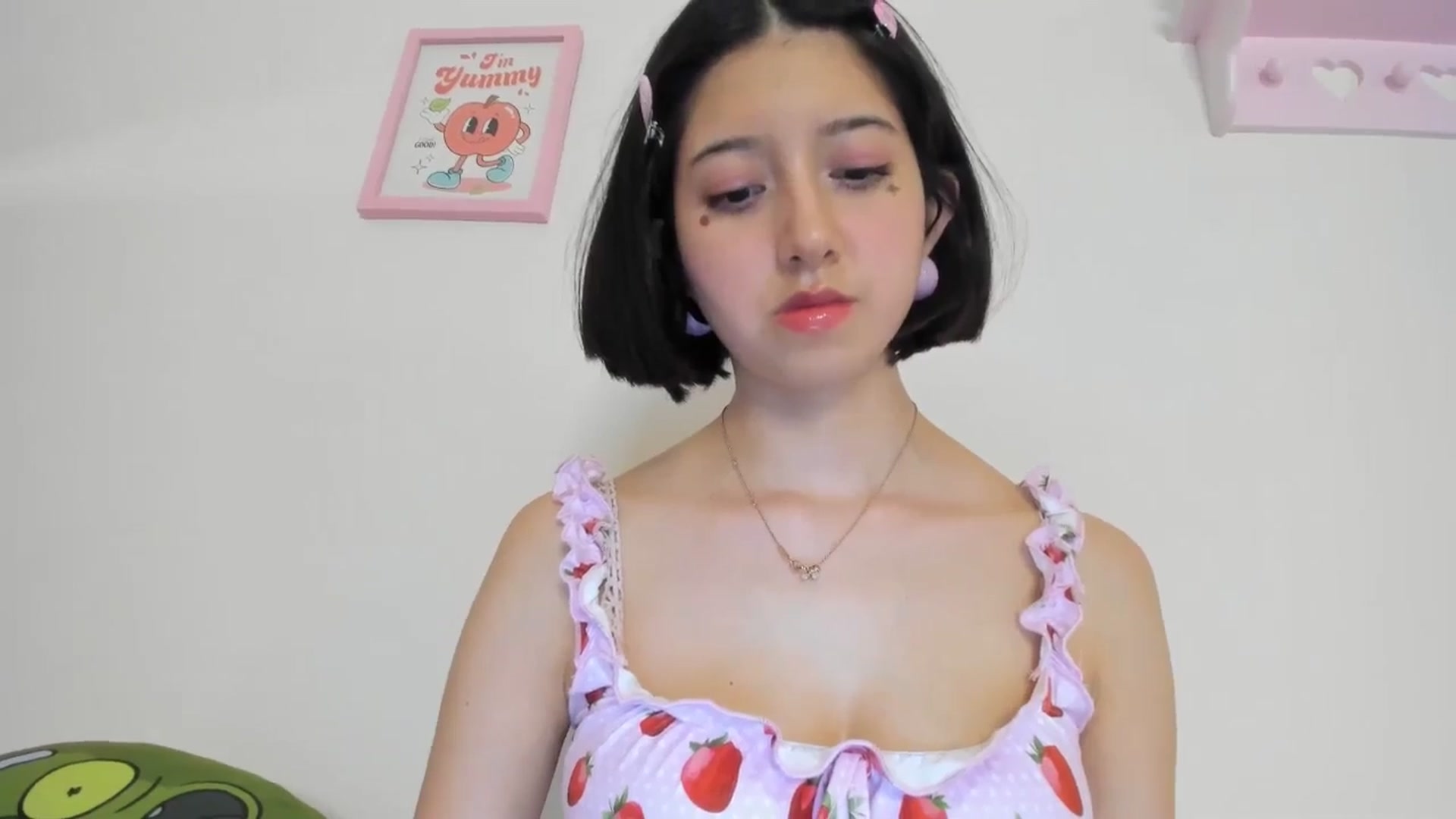 Gallery image thumbnail from Cherrycute666's myfreecams stream on, 05/29/2024, 02:05 image 13 of 20