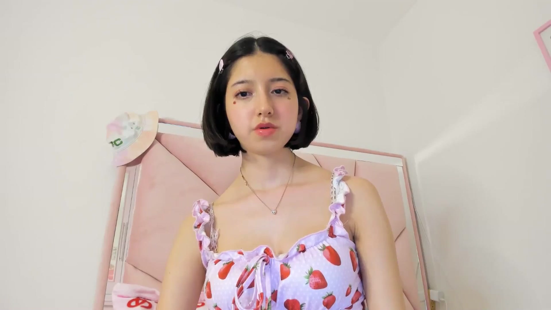 Gallery image thumbnail from Cherrycute666's myfreecams stream on, 05/29/2024, 03:28 image 3 of 20