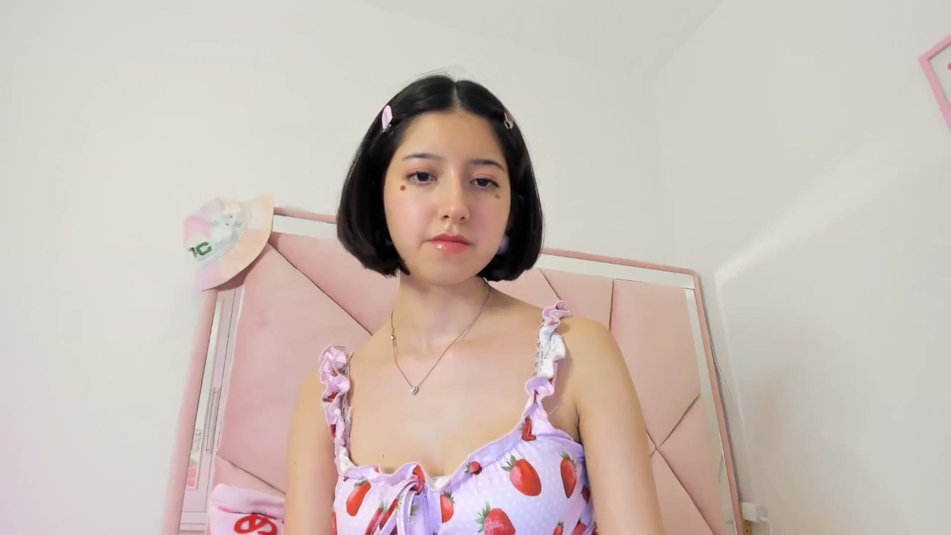 Gallery image thumbnail from Cherrycute666's myfreecams stream on, 05/29/2024, 03:28 image 4 of 20