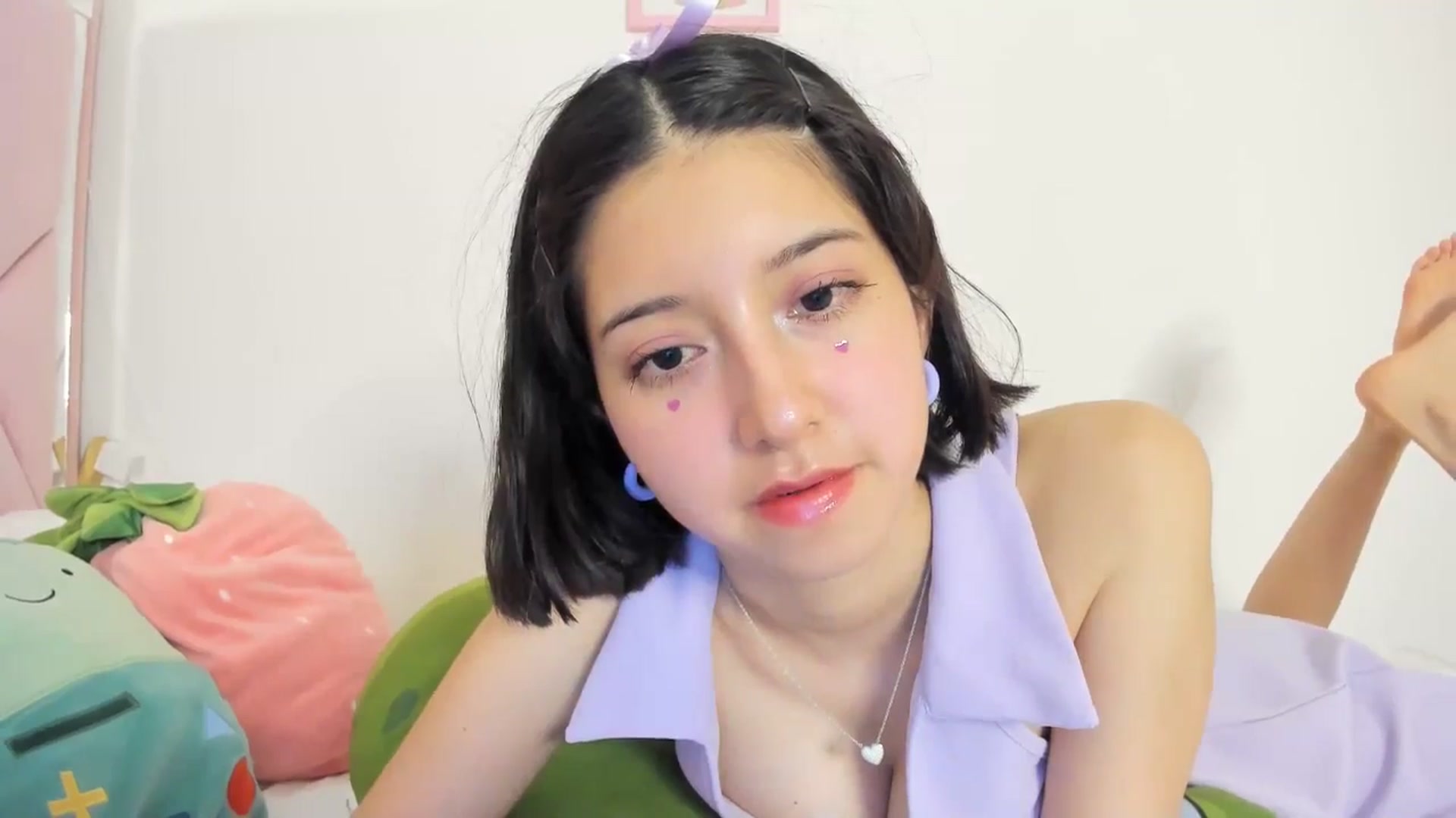 Gallery image thumbnail from Cherrycute666's myfreecams stream on, 05/30/2024, 04:02 image 10 of 20
