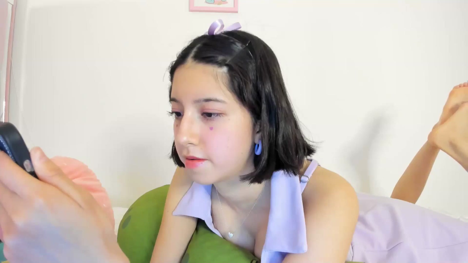 Gallery image thumbnail from Cherrycute666's myfreecams stream on, 05/30/2024, 04:02 image 8 of 20